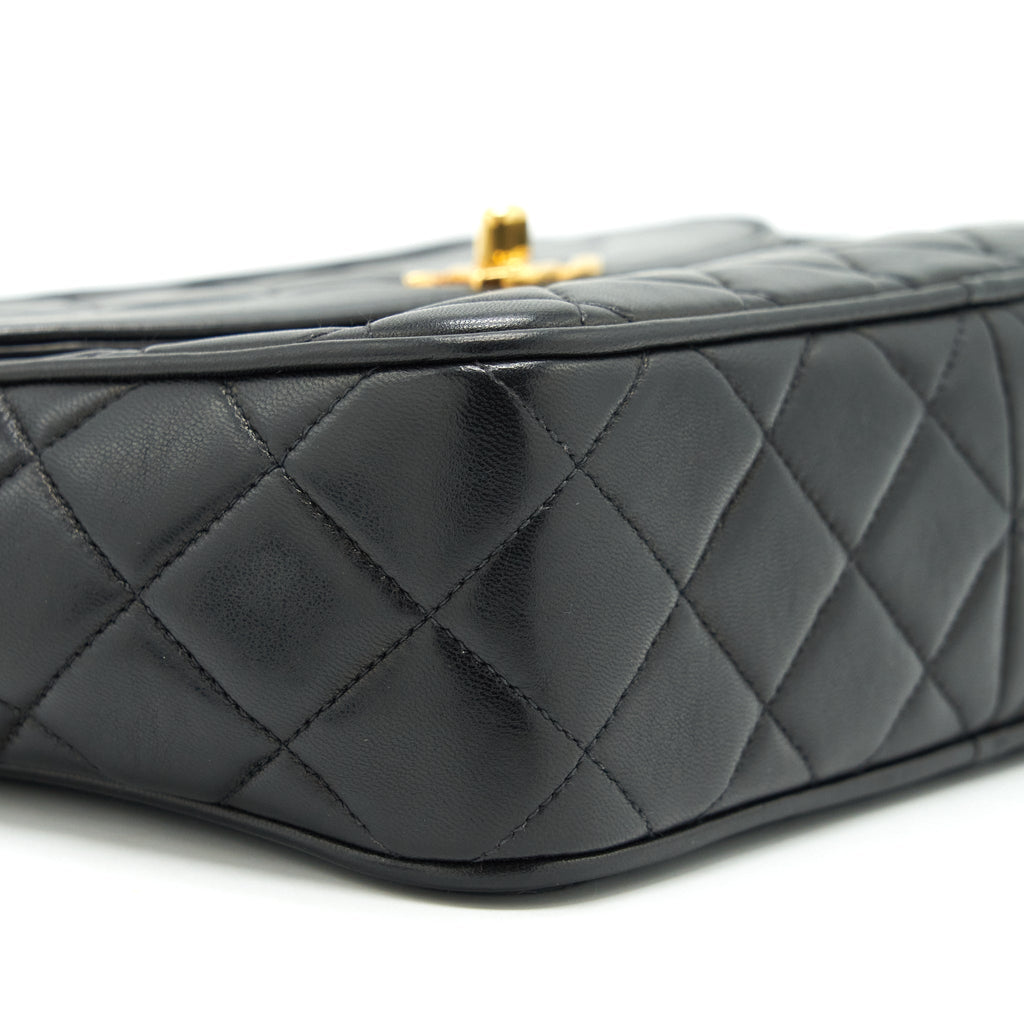 CHANEL VINTAGE CAMERA BAG LAMBSKIN BLACK GHW