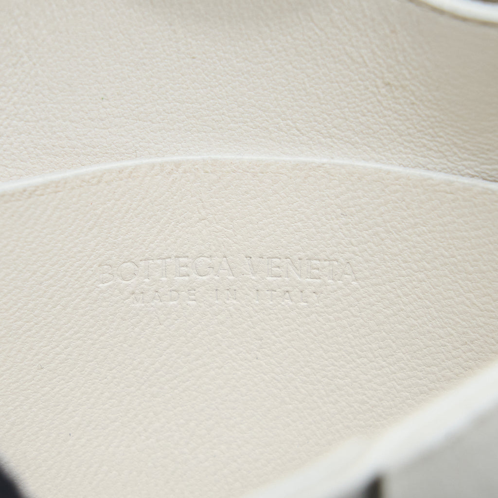 BOTTEGA VENETA MINI CASSETTE CROSSBODY BAG LAMBSKIN WHITE