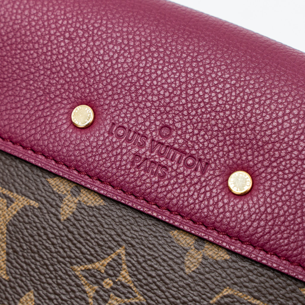 LOUIS VUITTON PALLAS CHAIN BAG MONOGRAM CANVAS/AURORE GHW