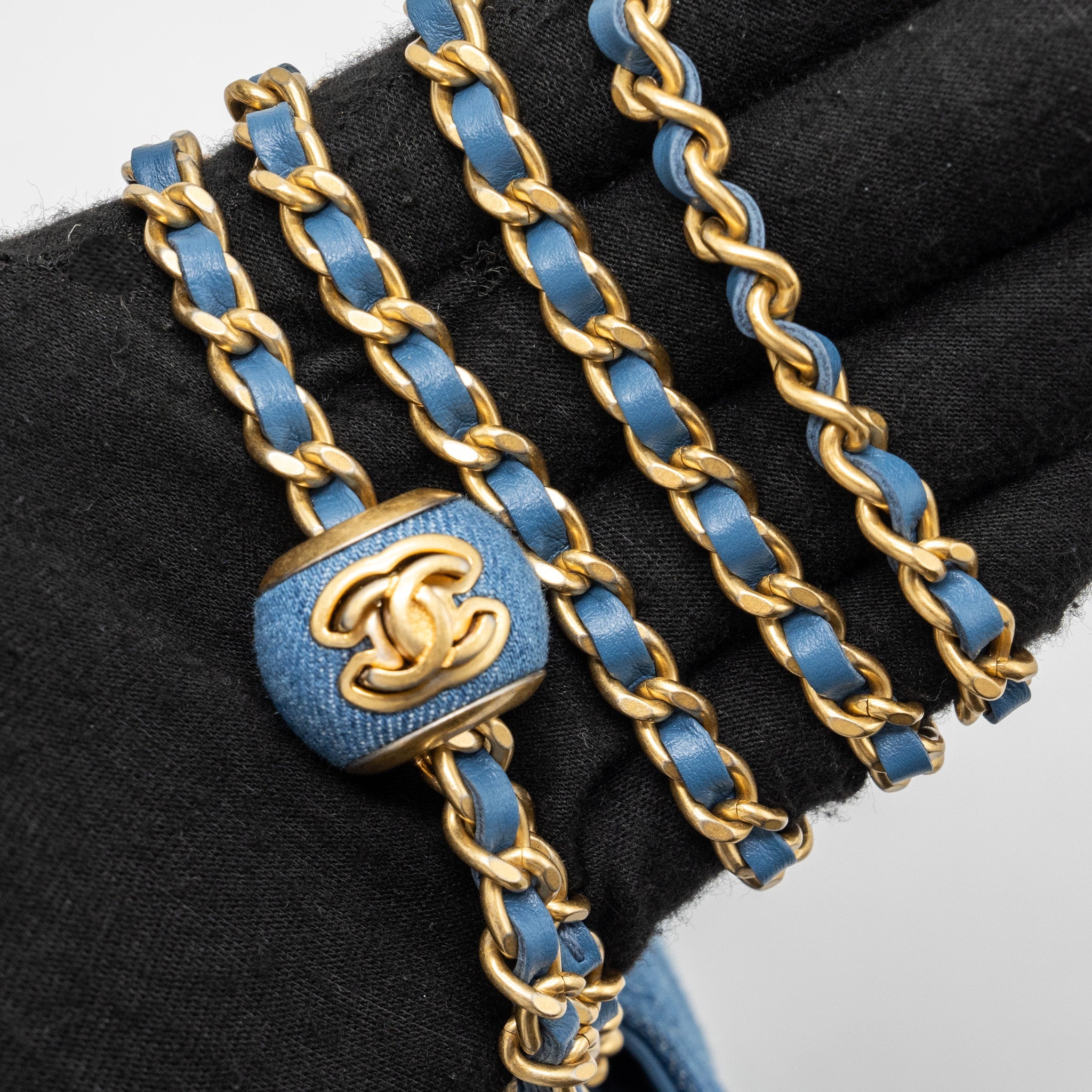 CHANEL PEARL CRUSH WALLET ON CHAIN DENIM BLUE GHW (MICROCHIP)