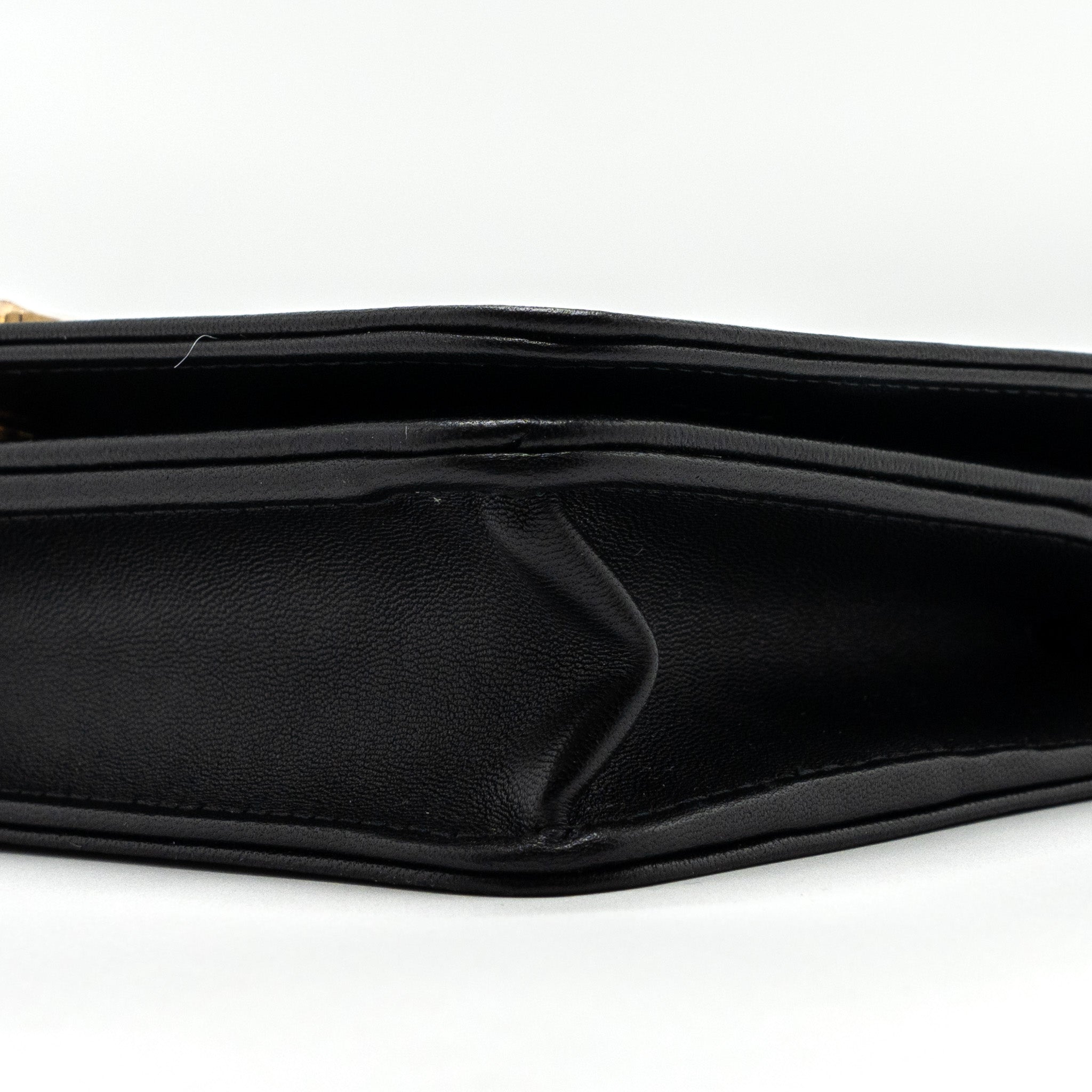 CHANEL BOY WALLET ON CHAIN LAMBSKIN BLACK GHW(MICROCHIP)