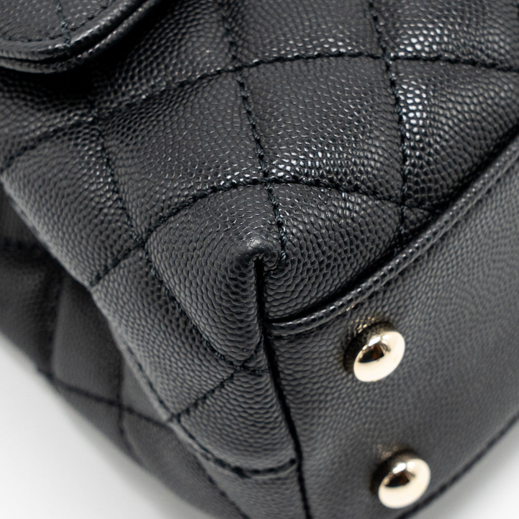 CHANEL SMALL COCO HANDLE CAVIAR BLACK LGHW (MICROCHIP)