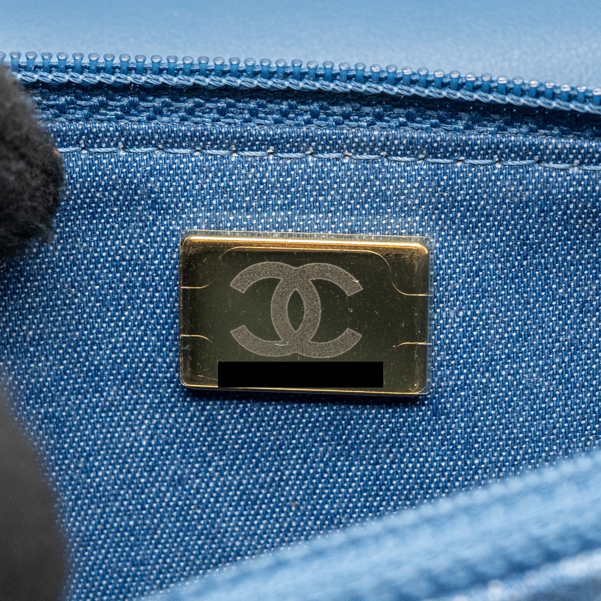 CHANEL PEARL CRUSH WALLET ON CHAIN DENIM BLUE GHW (MICROCHIP)