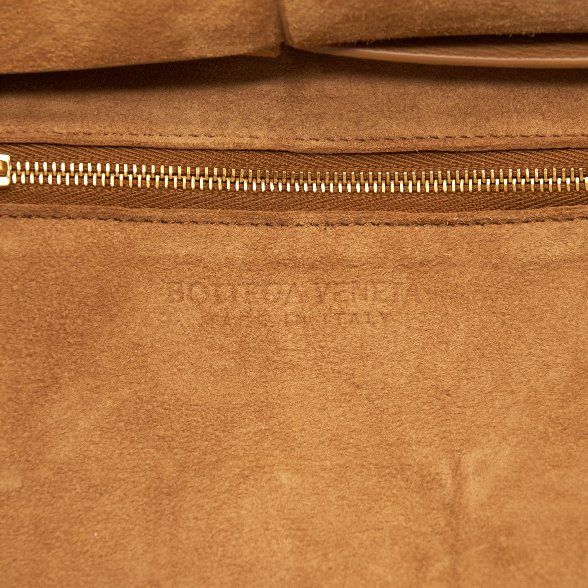 BOTTEGA VENETA ARCO BAG ALMOND