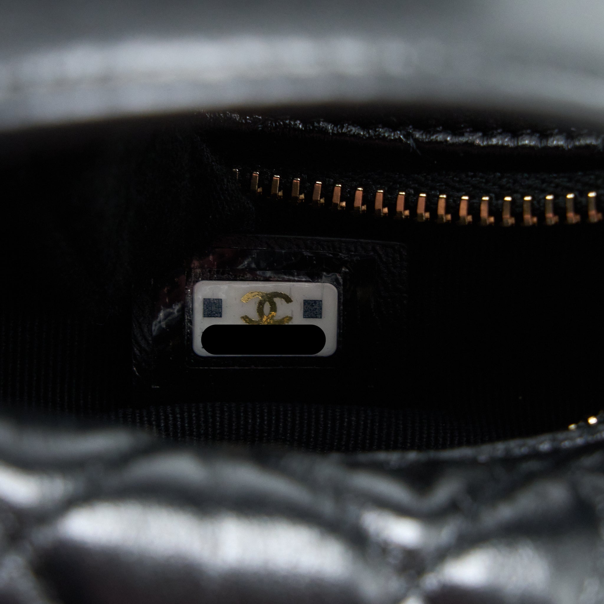 CHANEL 23C ROUND CRUISE POUCH LAMBSKIN BLACK LGHW (MICROCHIP)