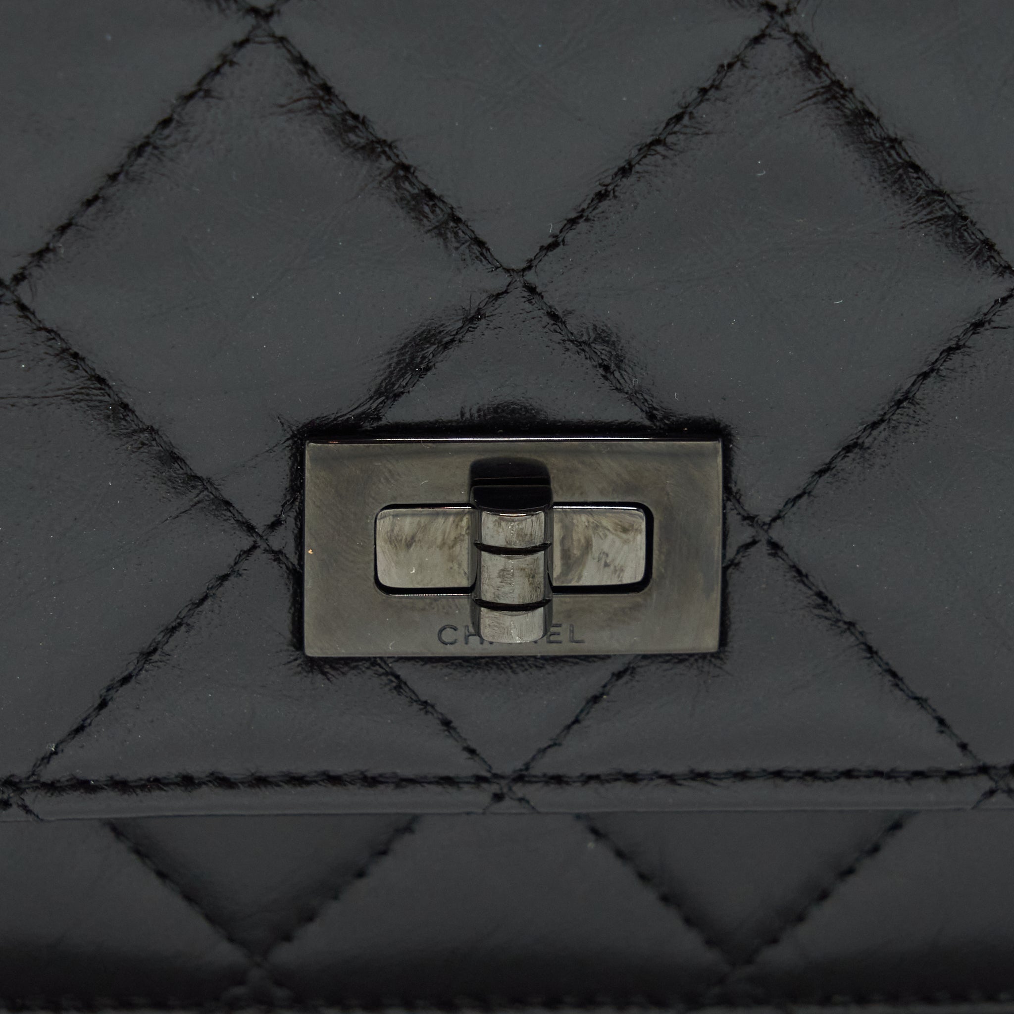 CHANEL REISSUE WALLET ON CHAIN AGED CALFSKIN BLACK WITH BLACK HARDWARE