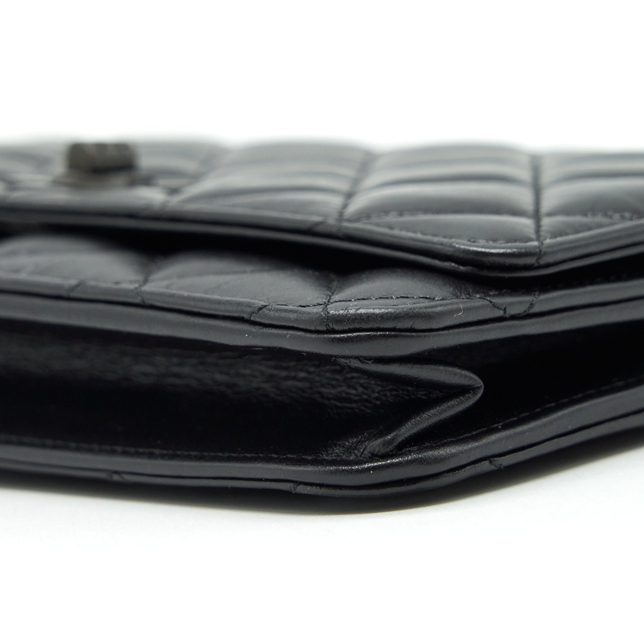 CHANEL REISSUE WALLET ON CHAIN AGED CALFSKIN BLACK WITH BLACK HARDWARE