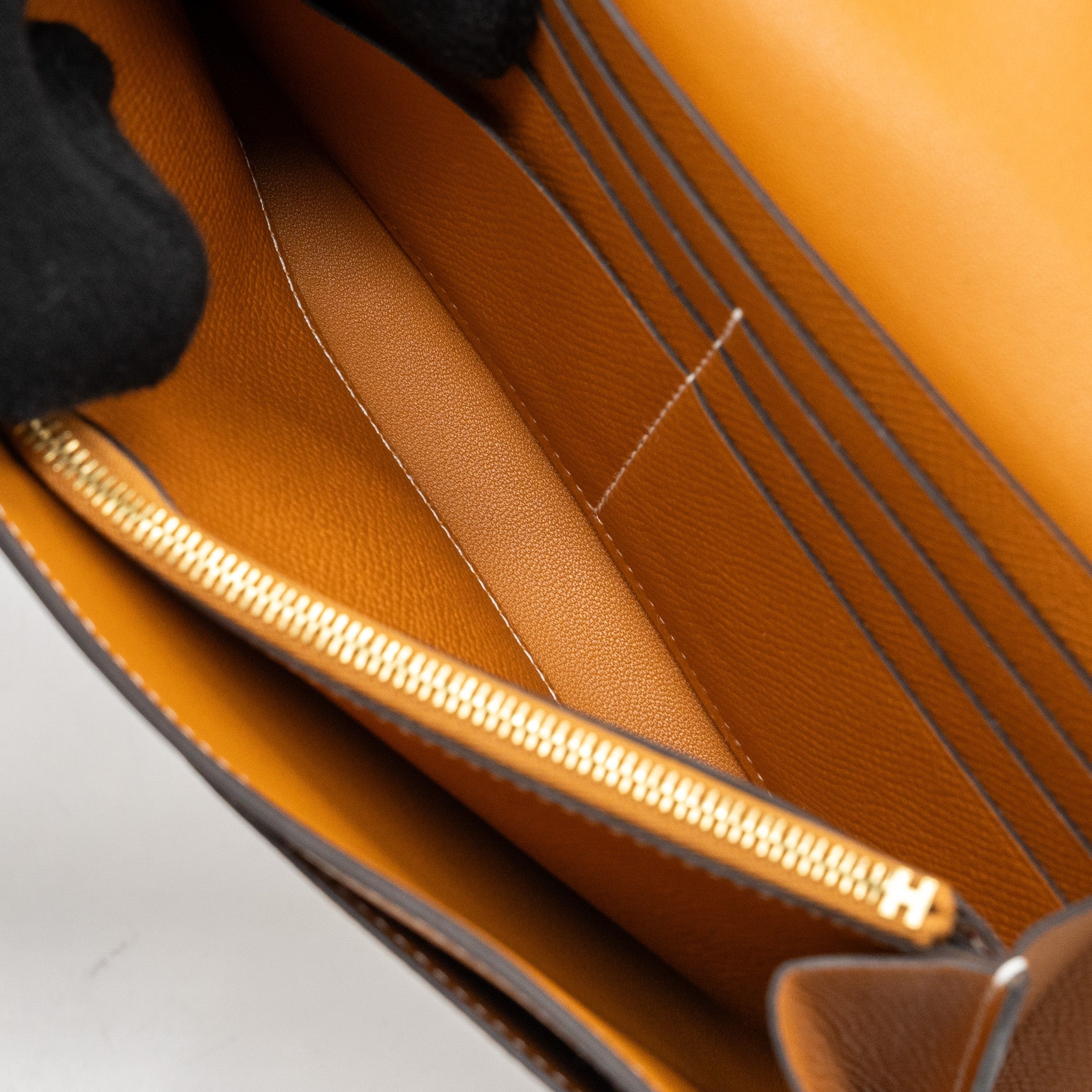 HERMES CONSTANCE TO GO EPSOM TOFFEE GHW