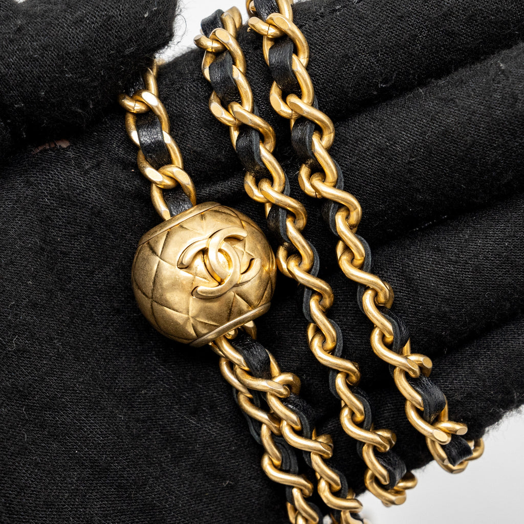 CHANEL PEARL CRUSH MINI VANITY WITH CHAIN LAMBSKIN BLACK GHW