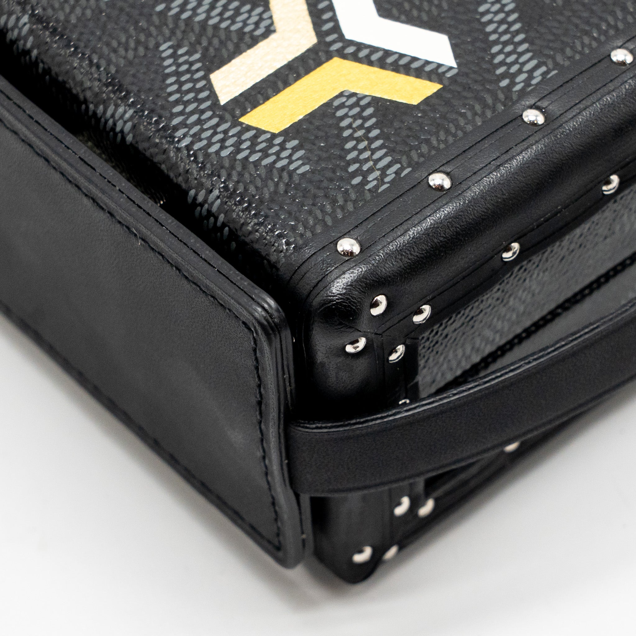 GOYARD MINAUDIERE TRUNK BAG GOYARDINE CANVAS BLACK SHW