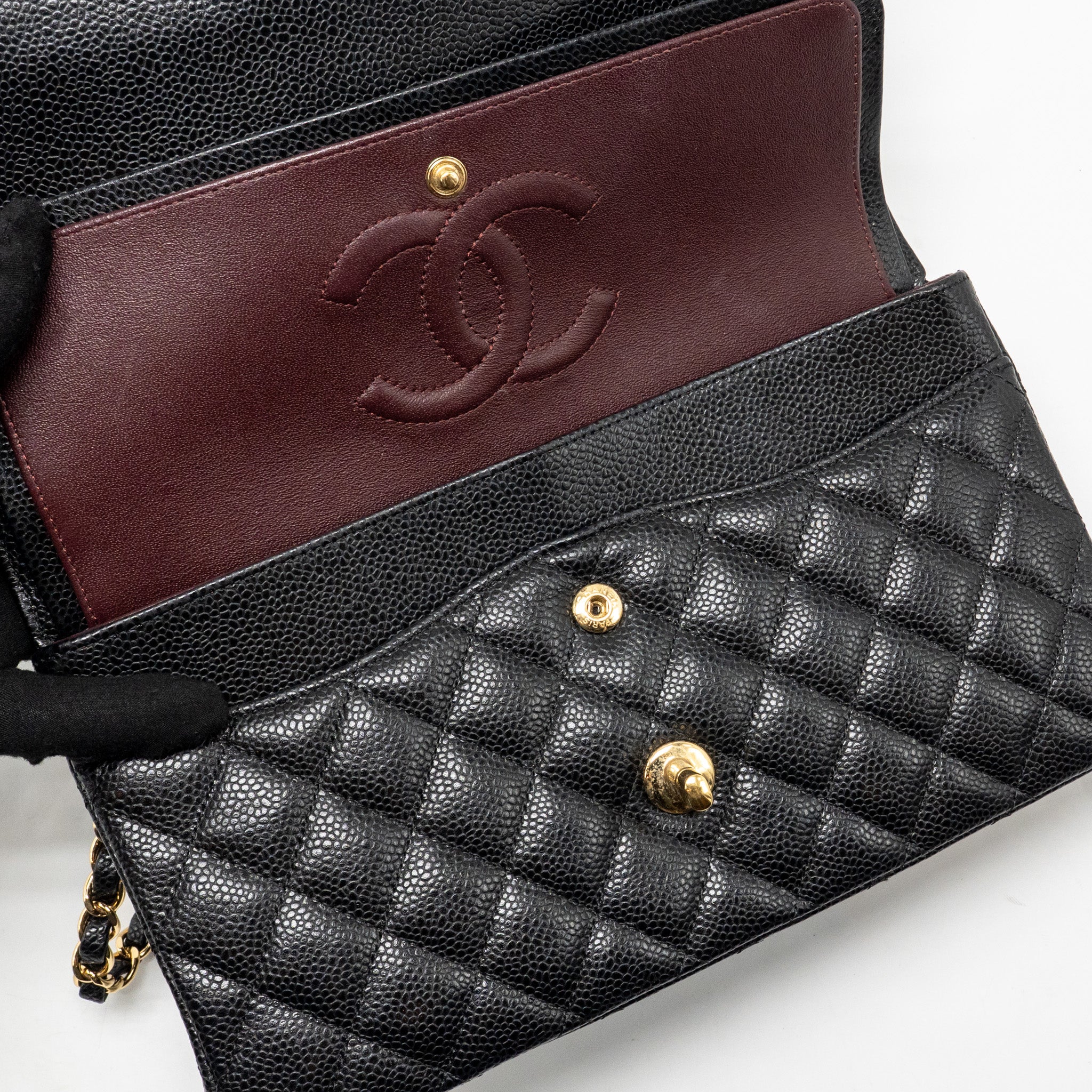 CHANEL MEDIUM CLASSIC DOUBLE FLAP BAG CAVIAR BLACK GHW