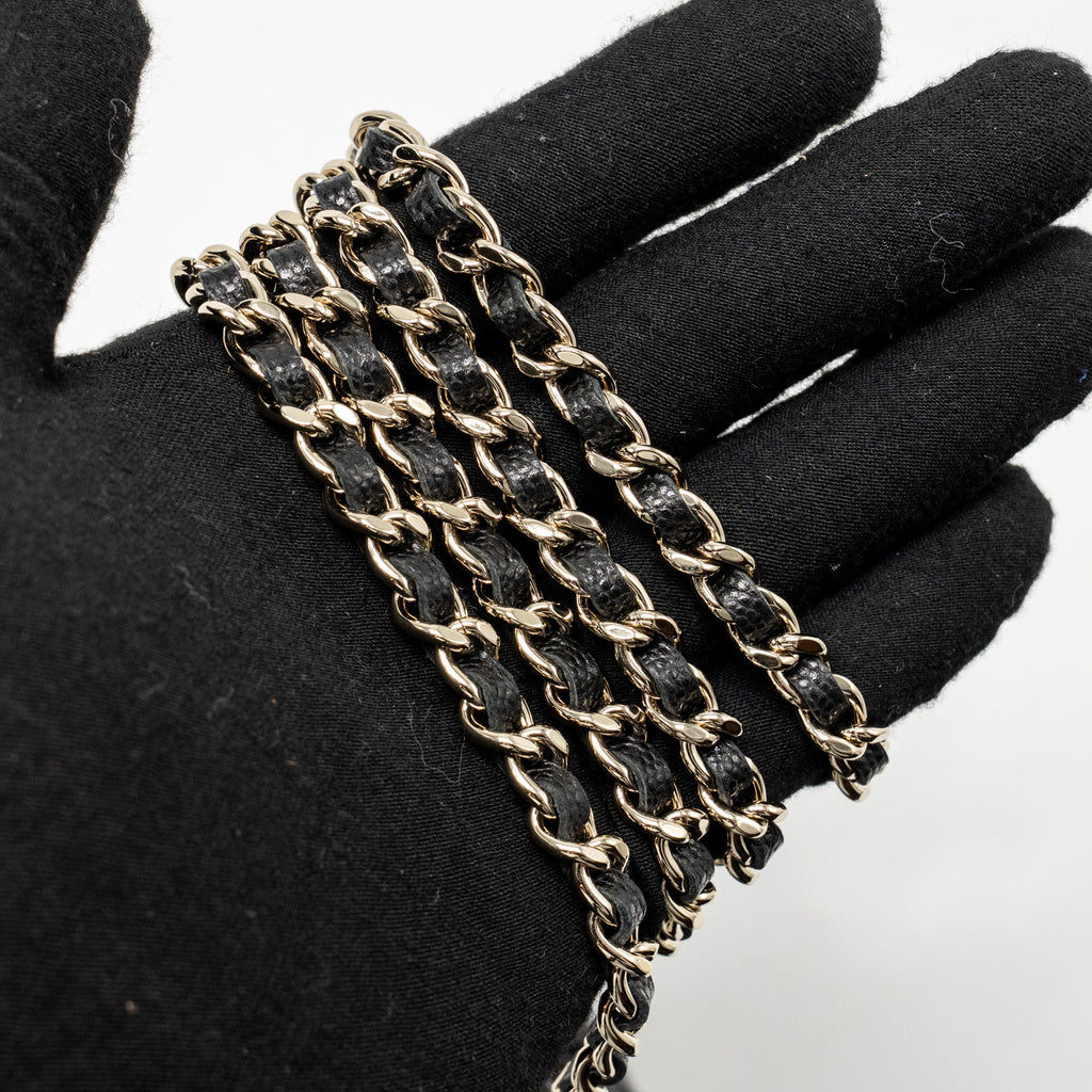 CHANEL 25P CC TOP HANDLE VANITY WITH CHAIN CAVIAR BLACK LGHW (MICROCHIP)