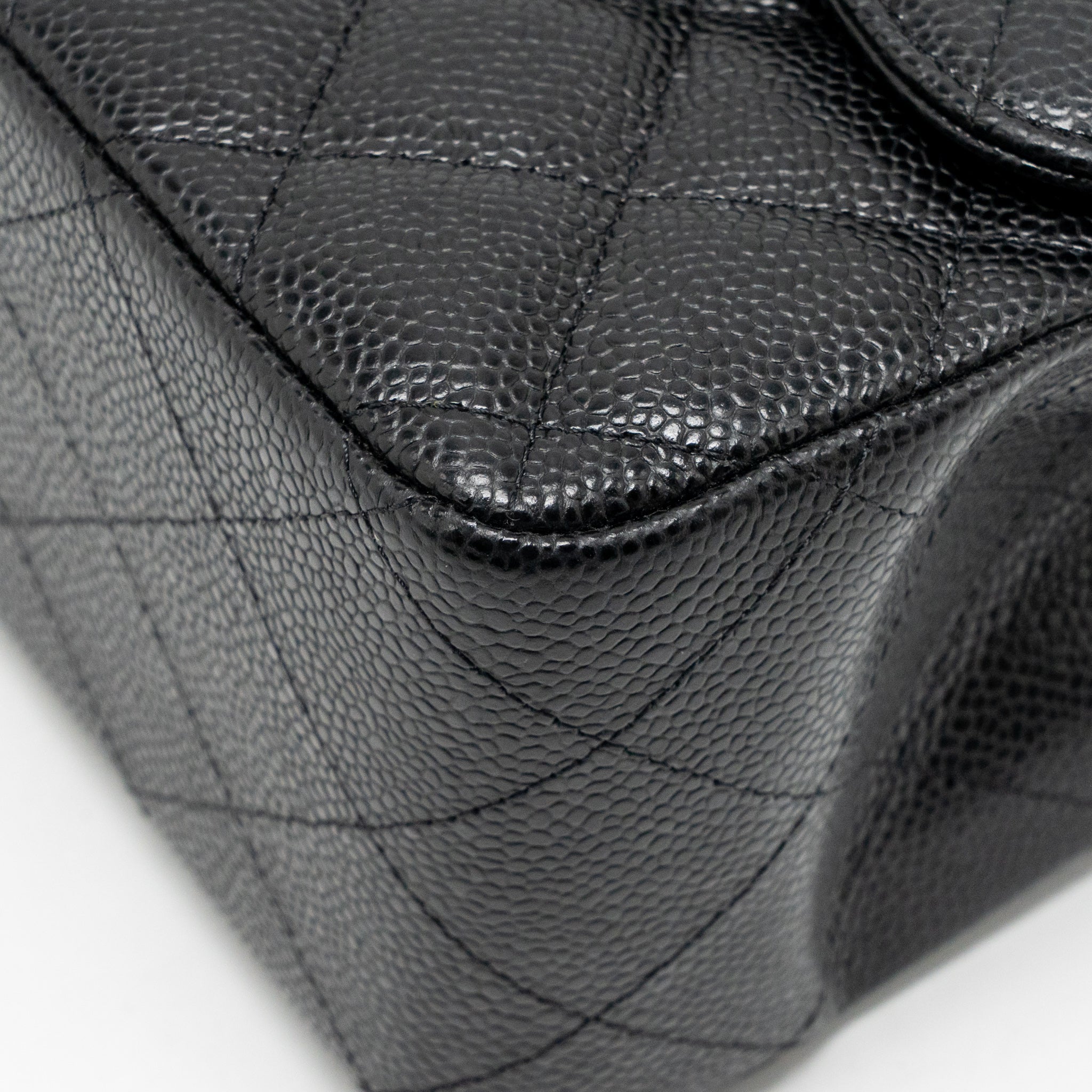 CHANEL JUMBO CLASSIC DOUBLE FLAP BAG CAVIAR BLACK GHW (MICROCHIP)