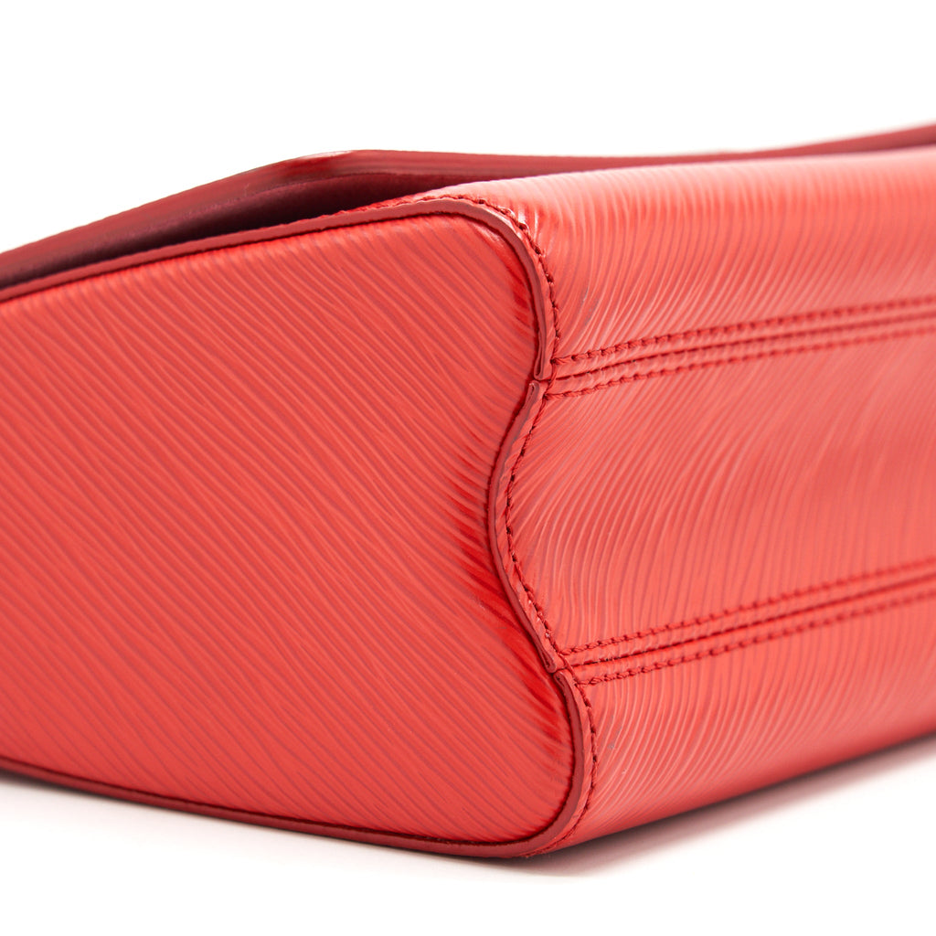 LOUIS VUITTON TWIST BAG MM RED SHW