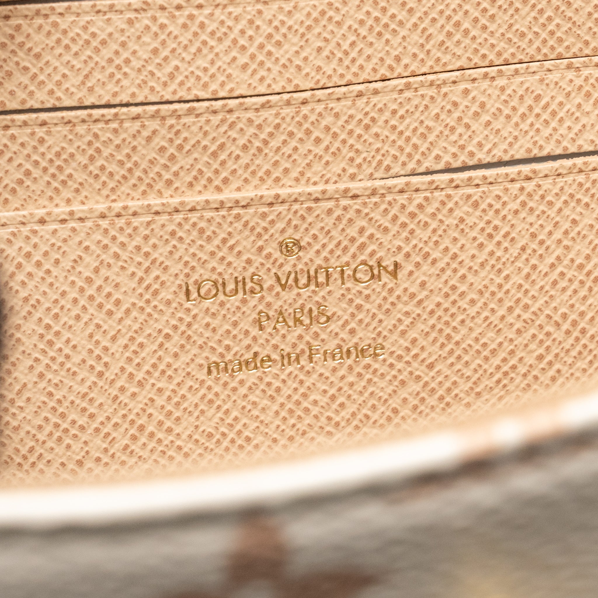 LOUIS VUITTON IVY WALLET ON CHAIN MONOGRAM DUNE CANVAS BEIGE/CREAM GHW