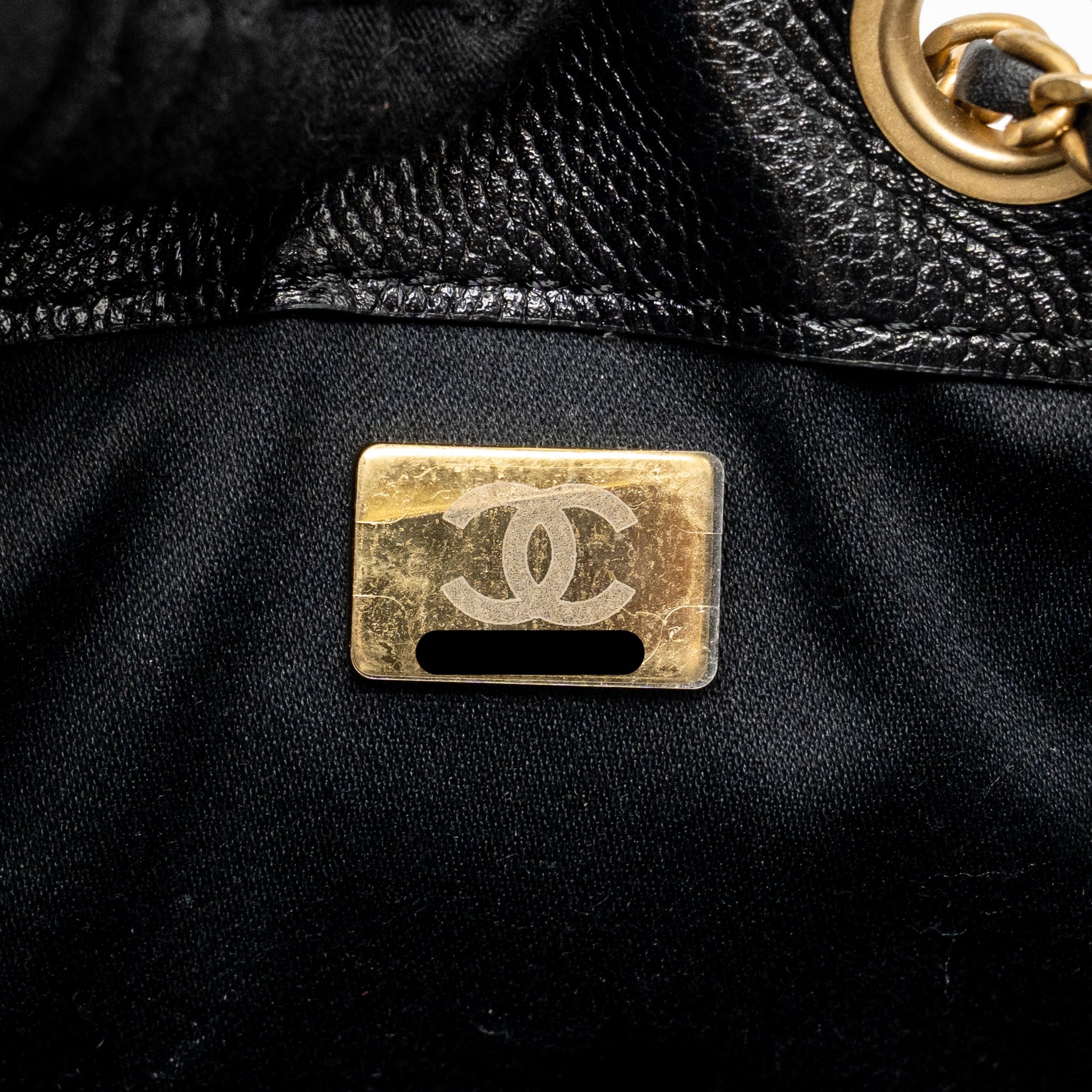 CHANEL SMALL 25 HANDBAG GRAINED CALFSKIN BLACK GHW (MICROCHIP)