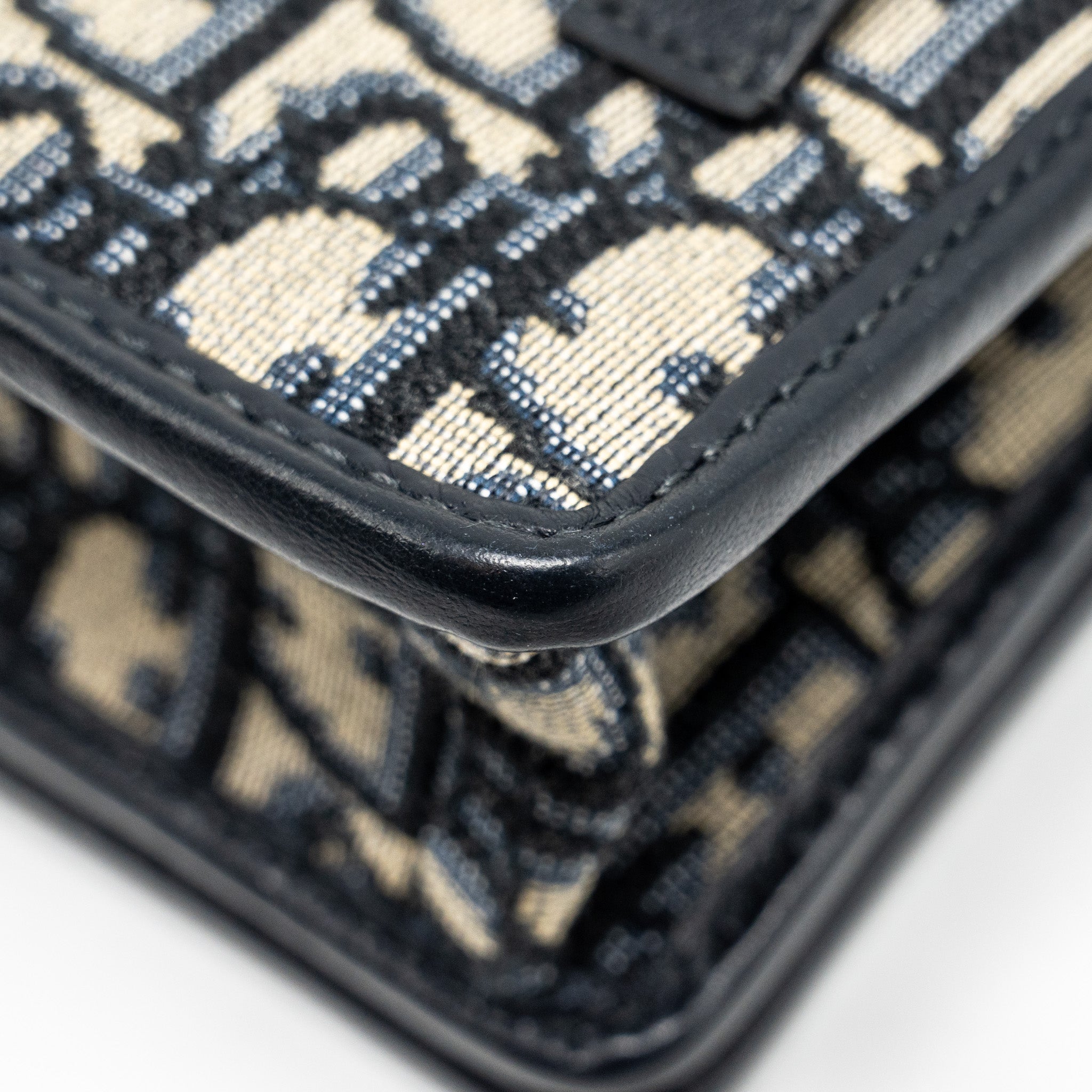 DIOR 30 MONTAIGNE NANO POUCH WITH CHAIN BLUE OBLIQUE JACQUARD GHW