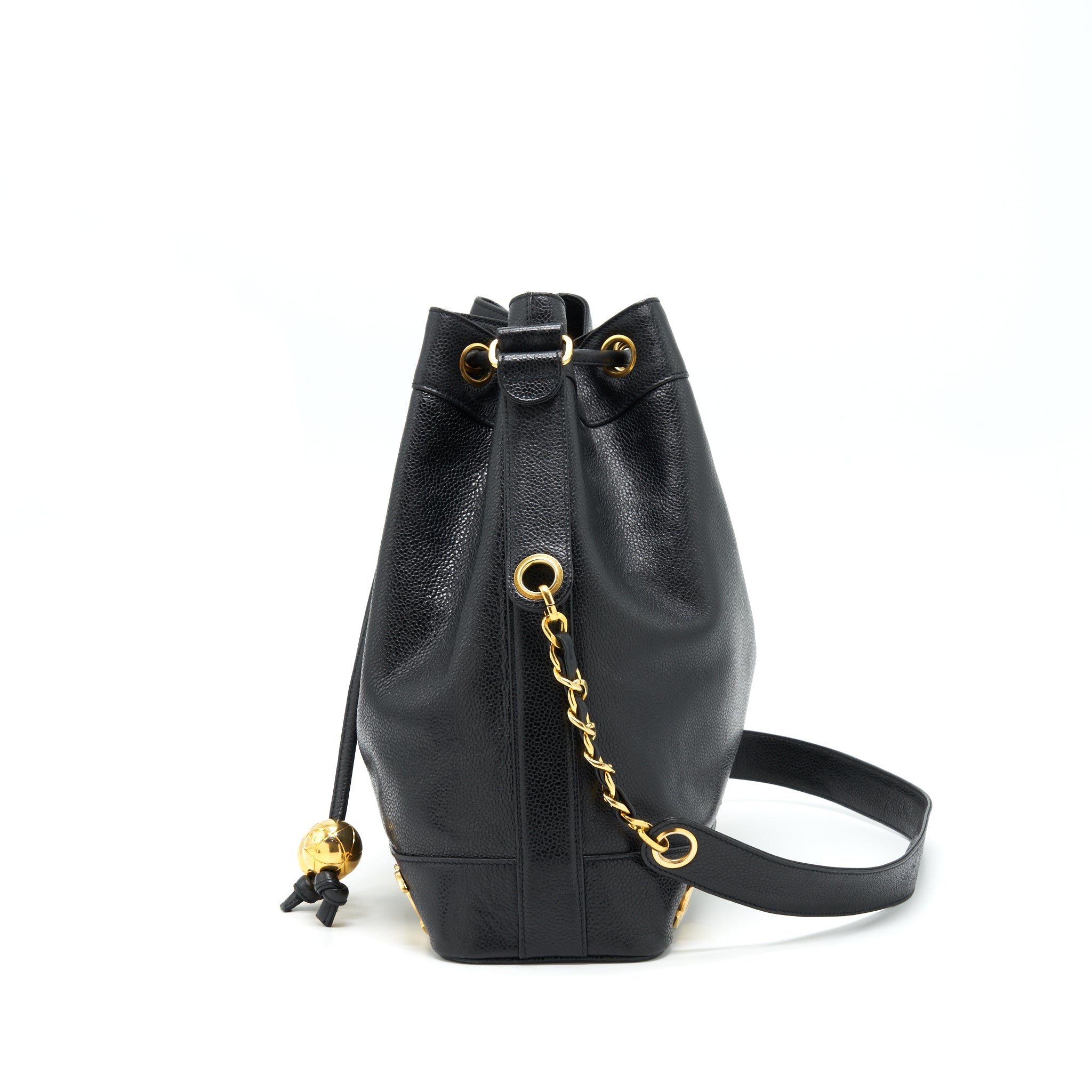 CHANEL VINTAGE BUCKET BAG CAVIAR BLACK GHW