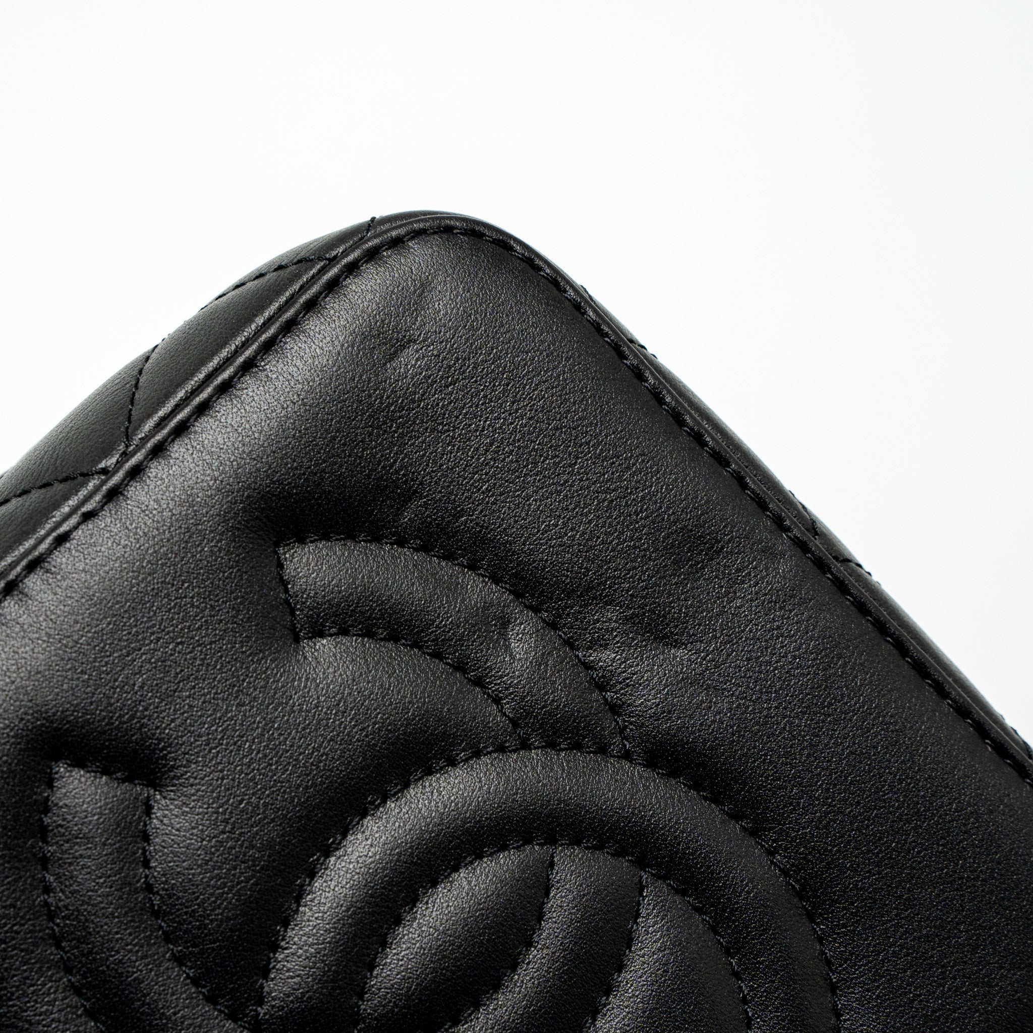 CHANEL TOP HANDLE VANITY CROSSBODY BAG CALFSKIN BLACK BRUSHED GHW (MICROCHIP)