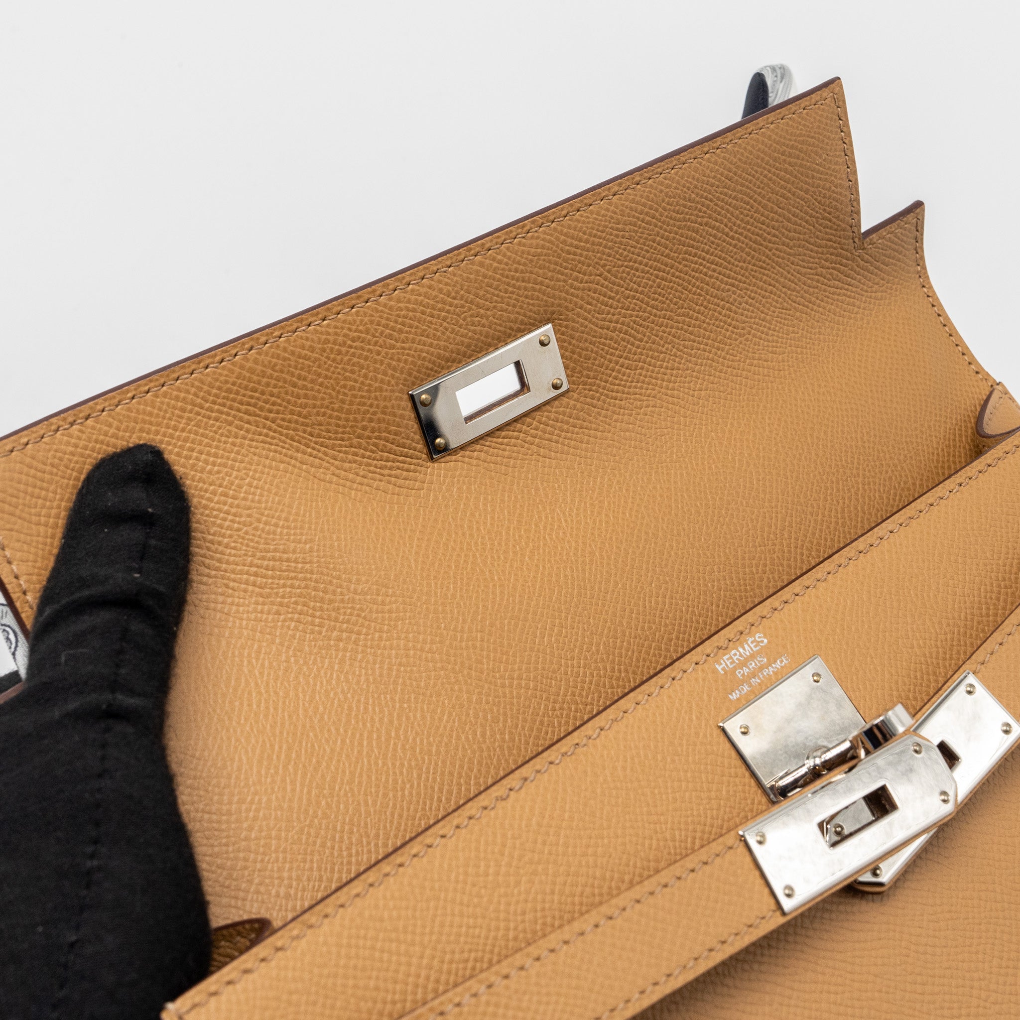HERMES KELLY 28 EPSOM 4B BISCUIT SHW