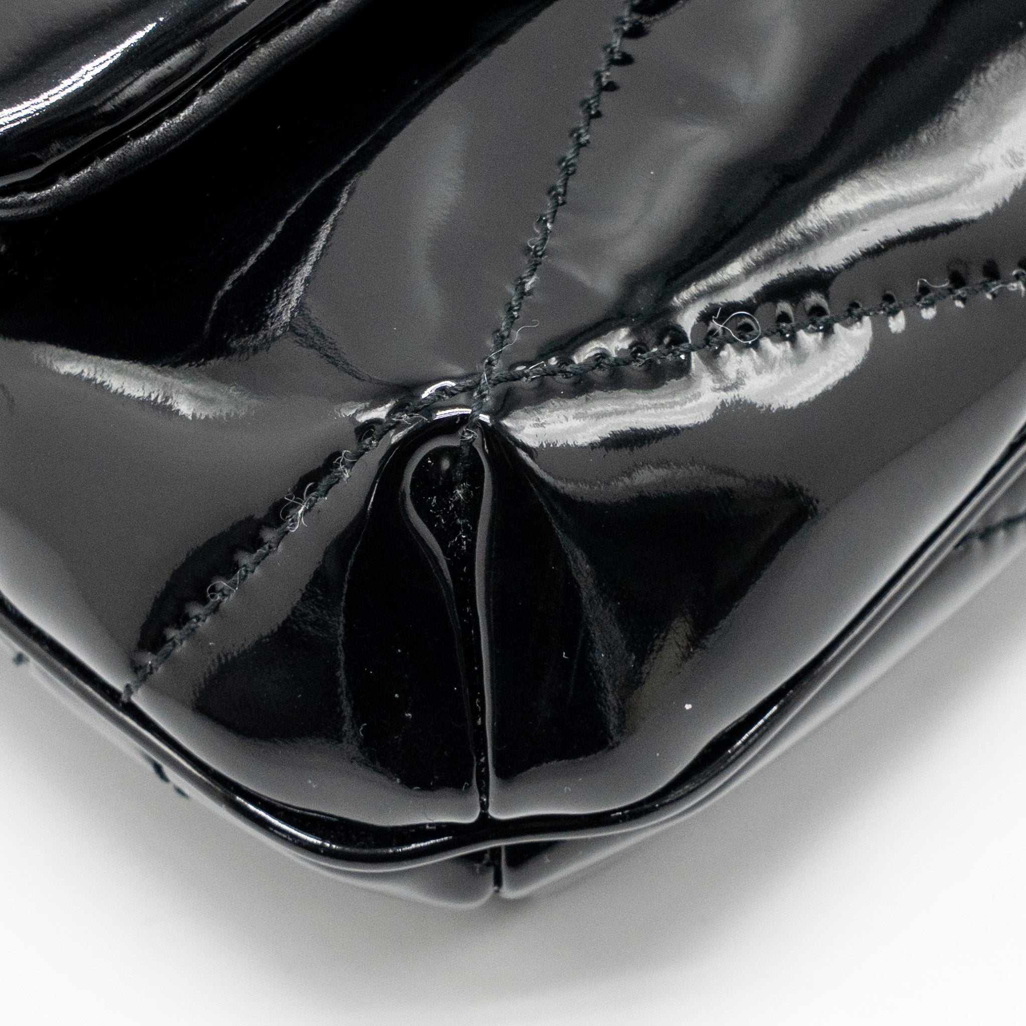 SAINT LAURENT/YSL LE 5 A 7 QUILTED SHOULDER BAG PATENT BLACK GHW