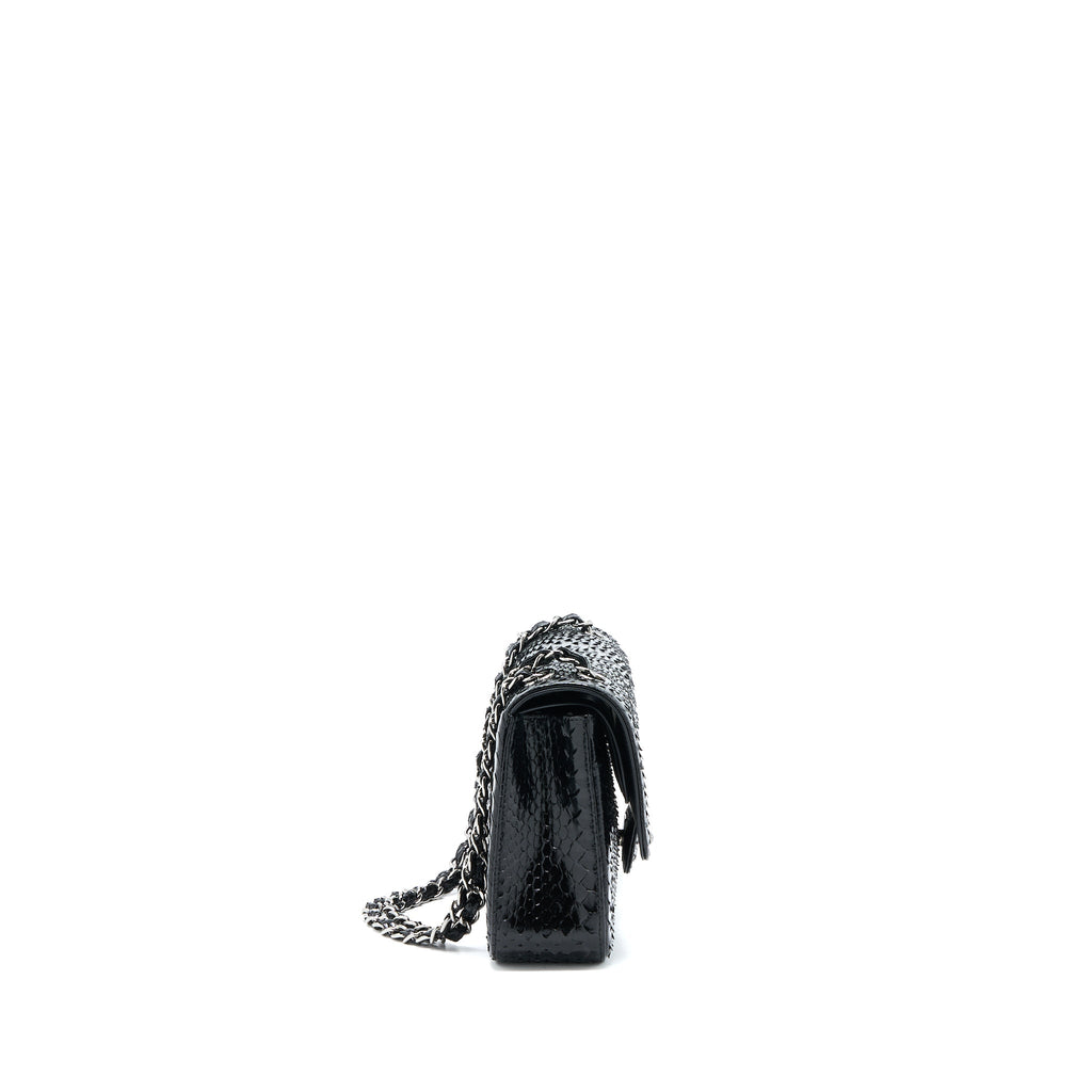 CHANEL MEDIUM CLASSIC DOUBLE FLAP BAG PYTHON BLACK SHW