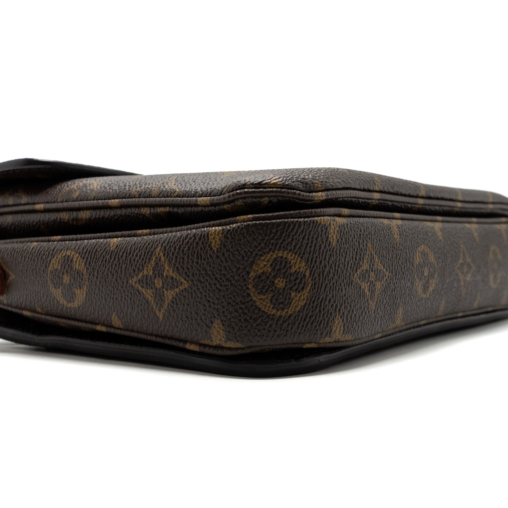 LOUIS VUITTON POCHETTE MÉTIS MONOGRAM CANVAS GHW