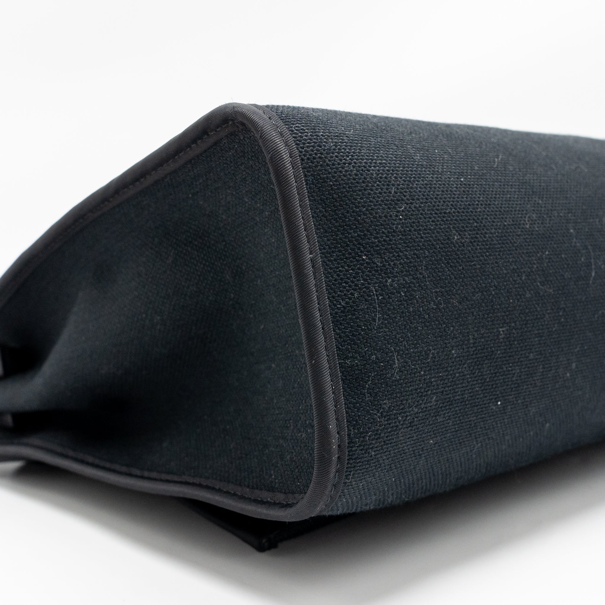 HERMES HERBAG 31 ZIP BAG CANVAS/ HUNTER LEATHER BLACK SHW