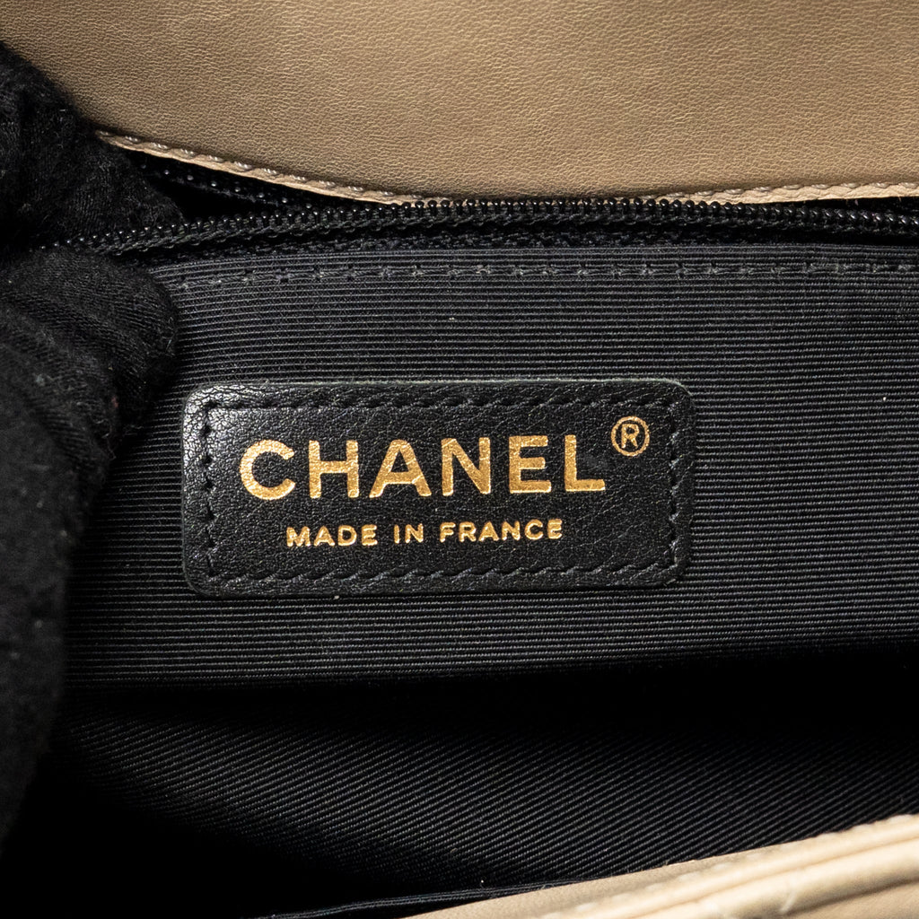 CHANEL ELEGANT CC TOTE QUILTED LAMBSKIN BEIGE/BLACK GHW