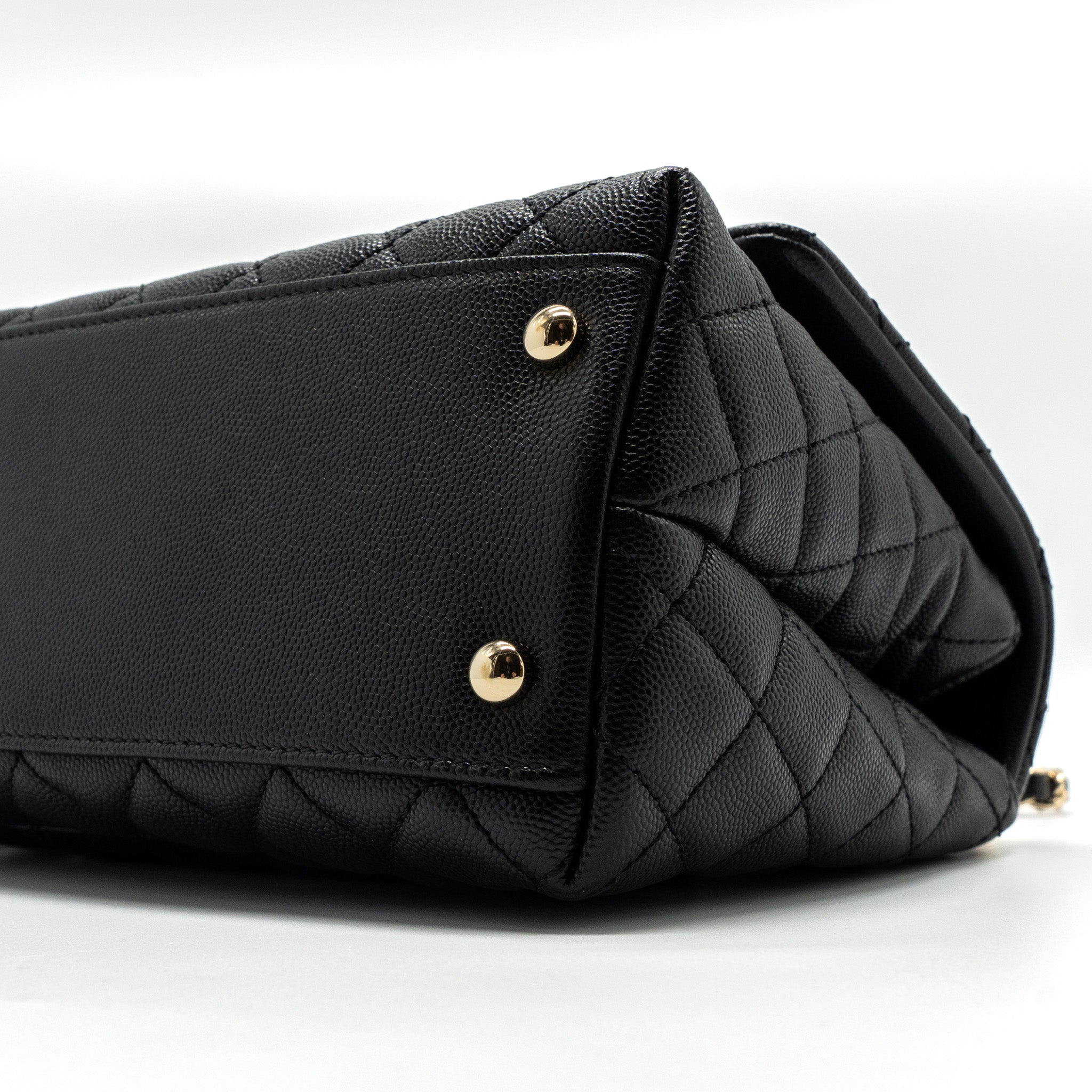 CHANEL MEDIUM COCO HANDLE FLAP BAG LIZARD EMBOSSED HANDLE CAVIAR BLACK LGHW