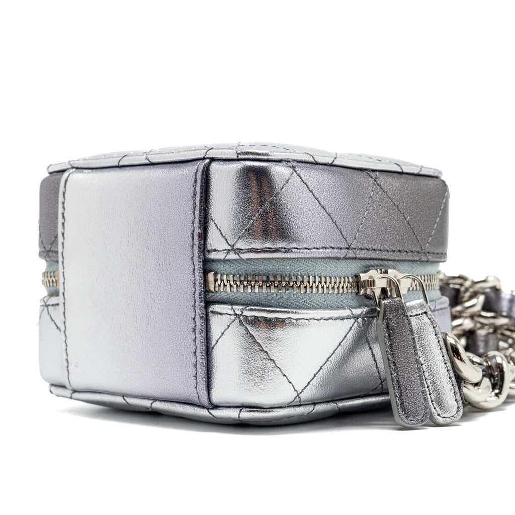 CHANEL 22C COCO PUNK PURSE WITH GIANT CHAIN LAMBSKIN METALLIC SILVER/BLACK SHW