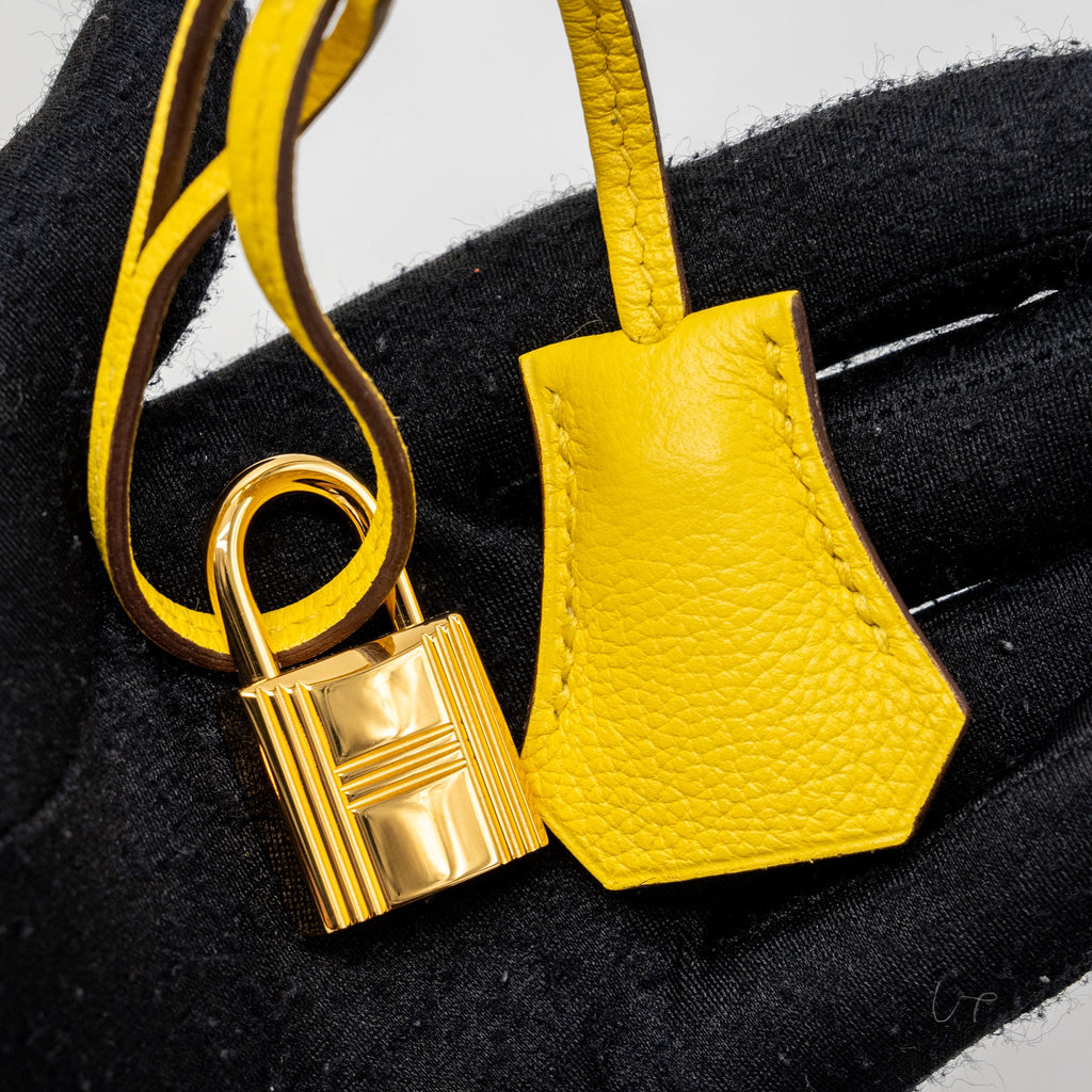 HERMES BIRKIN 30 TAURILLON NOVILLO JAUNE DE NAPLES GHW