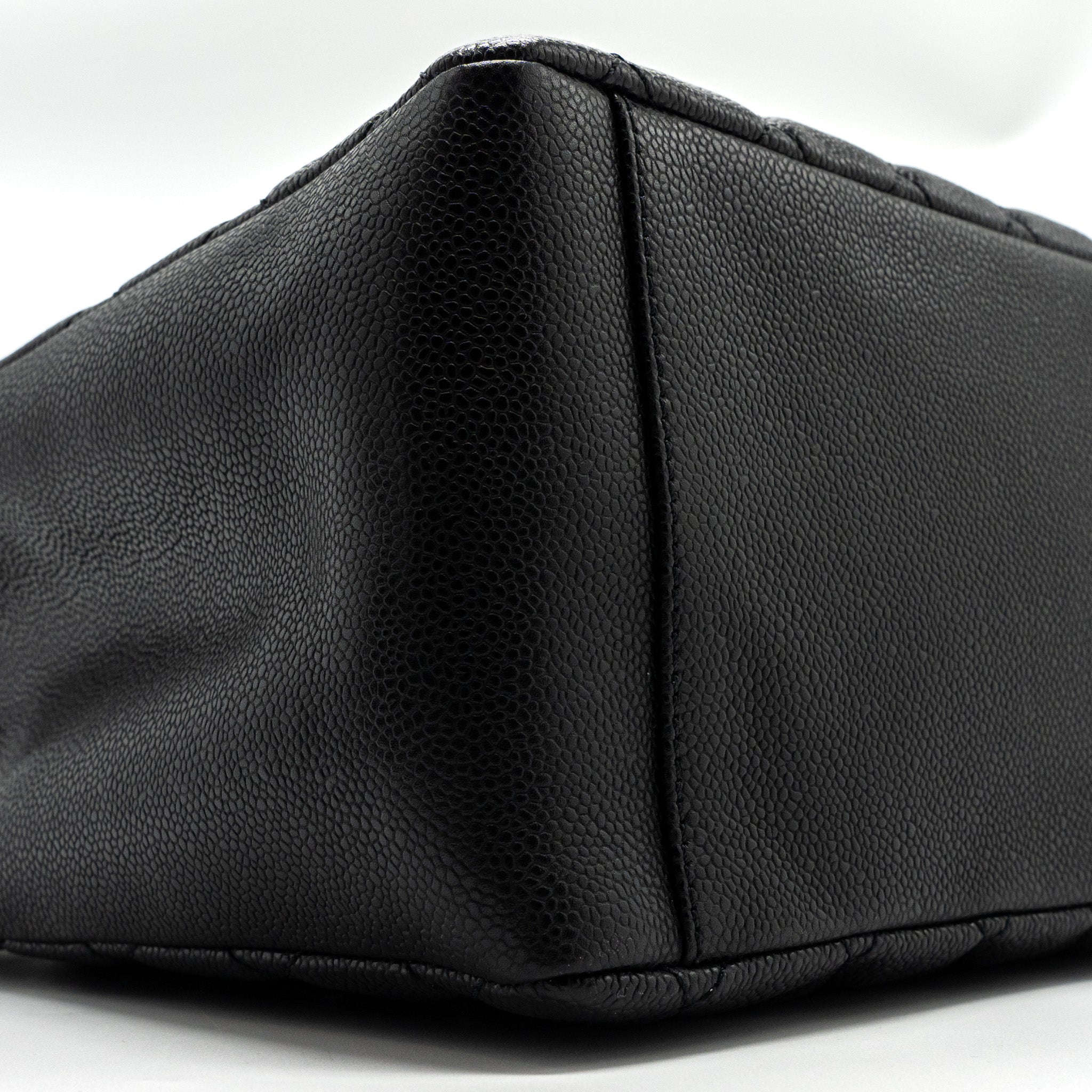 CHANEL GRAND SHOPPING TOTE CAVIAR BLACK SHW