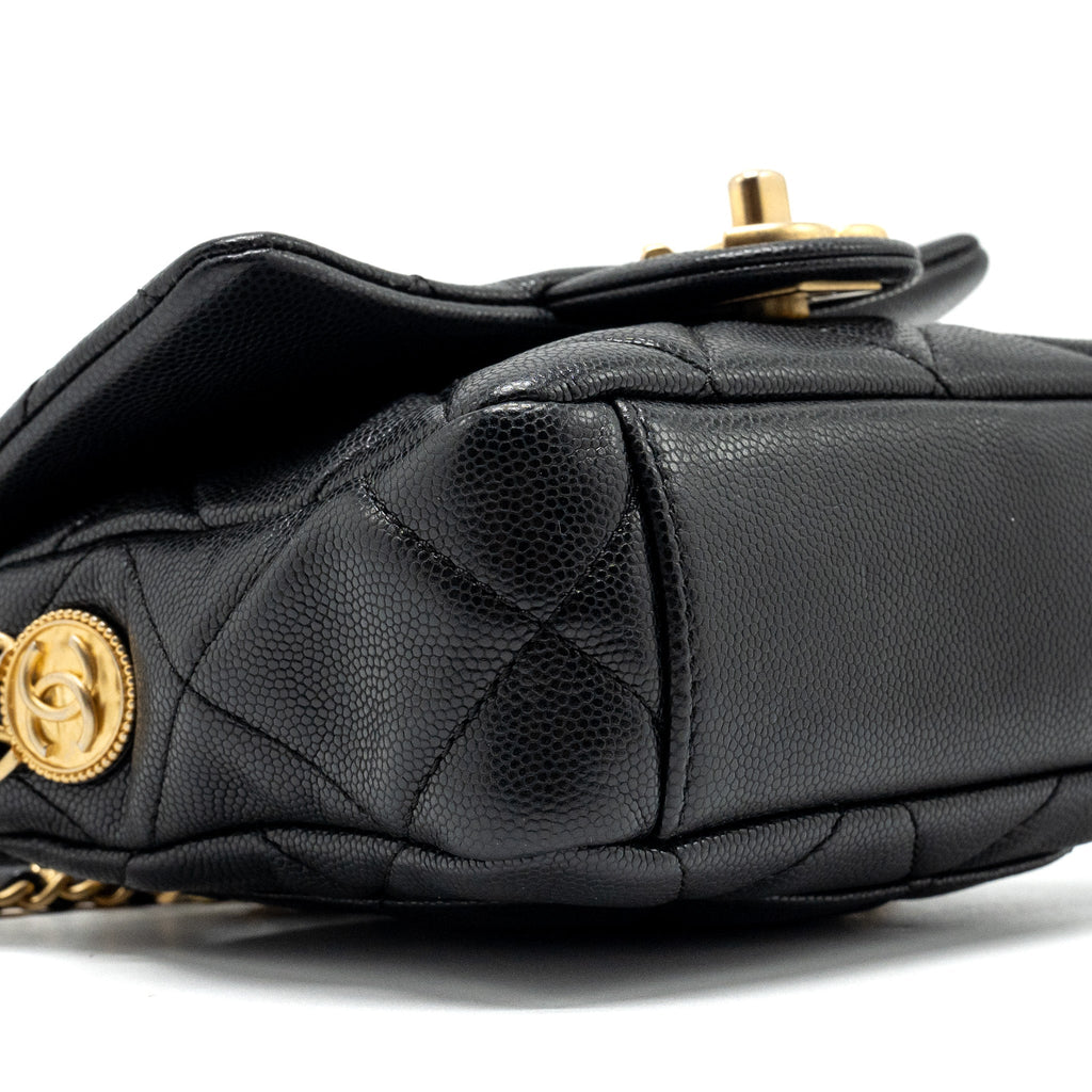 CHANEL MINI TWIST YOUR BUTTON FLAP BAG CAVIAR BLACK GHW (MICROCHIP)