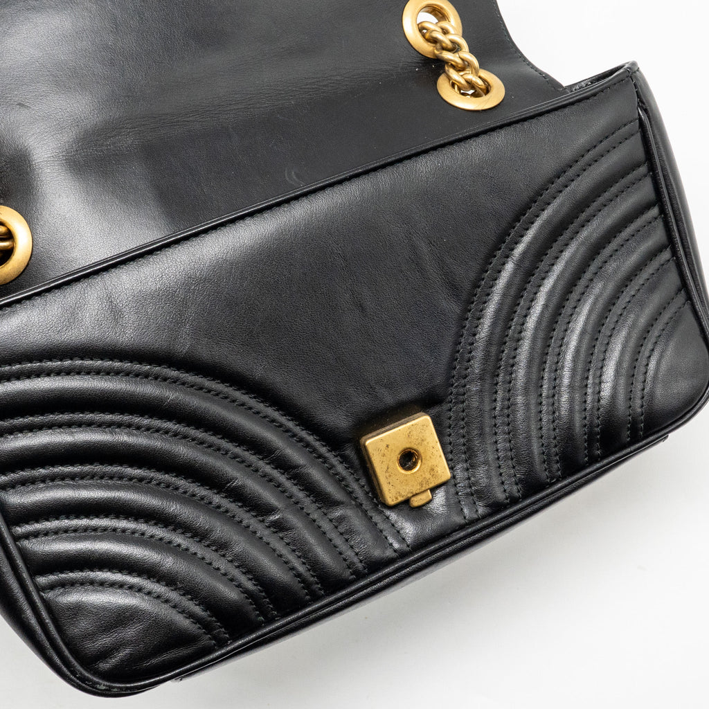 GUCCI MEDIUM GG MARMONT SHOULDER BAG CALFSKIN BLACK GHW