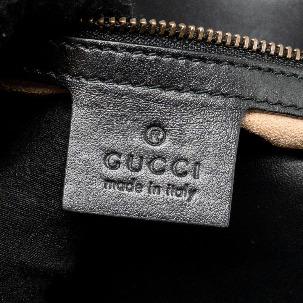 GUCCI MEDIUM GG MARMONT SHOULDER BAG CALFSKIN BLACK GHW