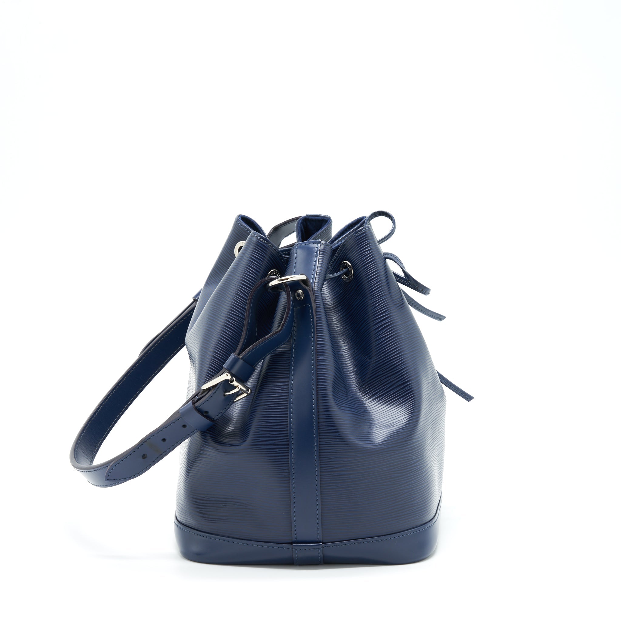 LOUIS VUITTON NOE BUCKET BAG EPI LEATHER NAVY SHW