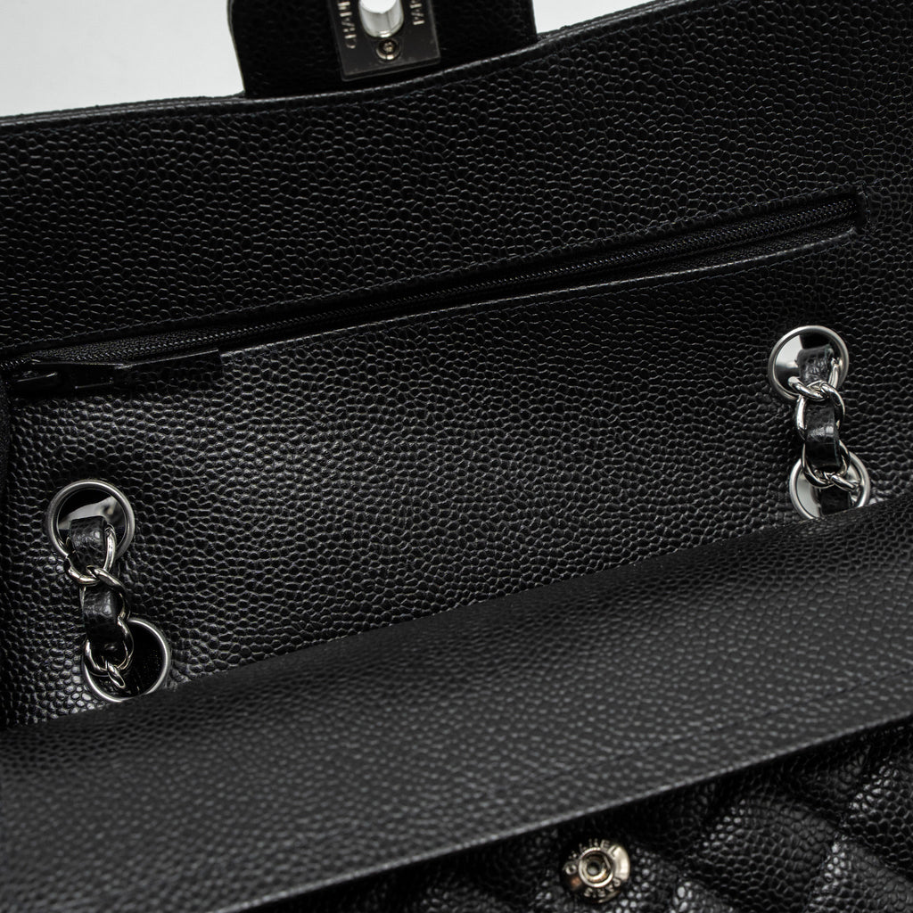 CHANEL SMALL CLASSIC DOUBLE FLAP BAG CAVIAR BLACK SHW (MICROCHIP)