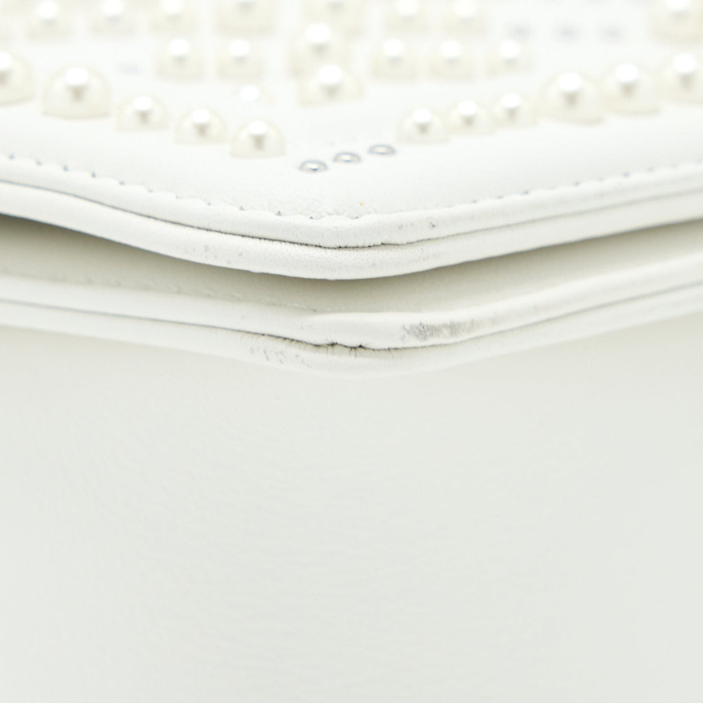CHANEL MEDIUM BOY BAG CHEVRON LIMITED LAMBSKIN WITH PEARL WHITE SHW