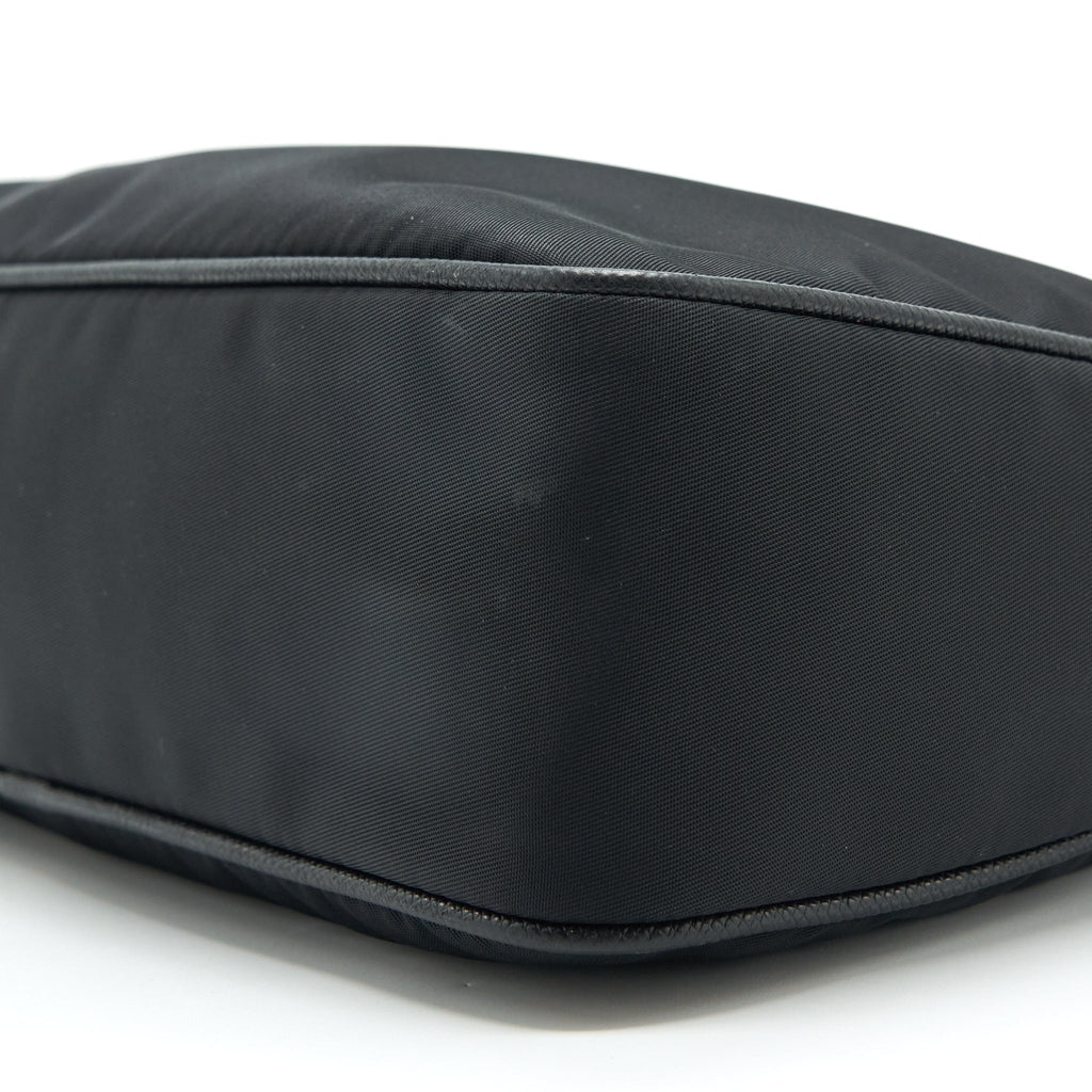 PRADA RE-EDITION 2005 BAG NYLON BLACK SHW