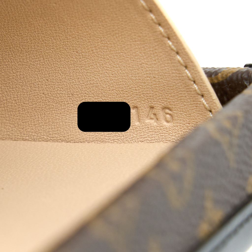LOUIS VUITTON PETIT MALLE MONOGRAM CANVAS GHW