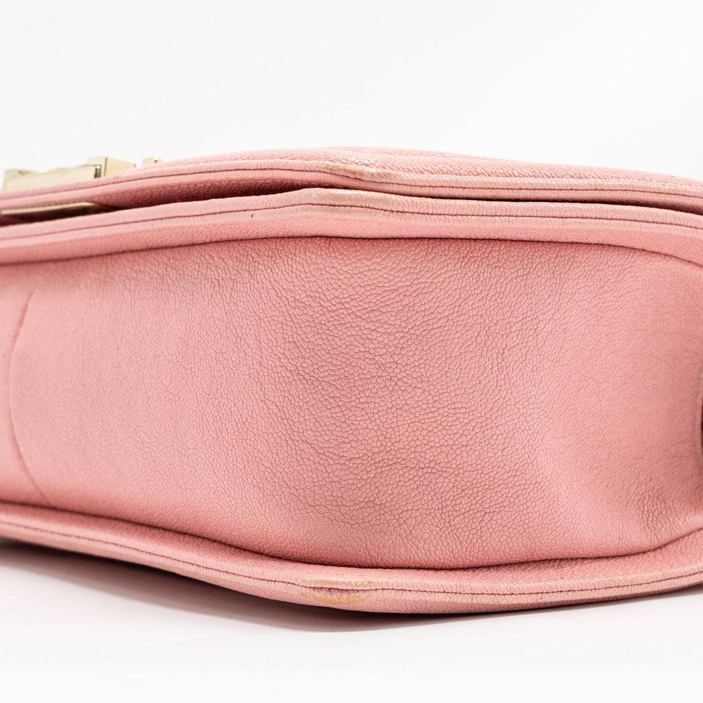 CHANEL MEDIUM BOY BAG GRAINED CALFSKIN PINK LGHW
