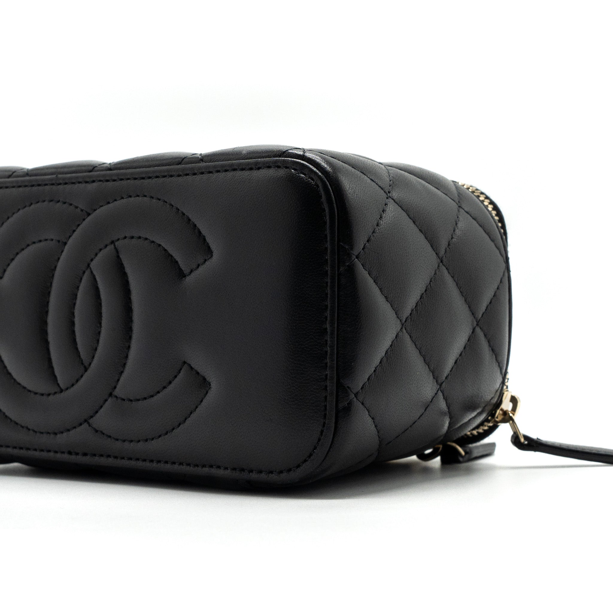 CHANEL TOP HANDLE LONG VANITY WITH CHAIN LAMBSKIN BLACK LGHW (MICROCHIP)