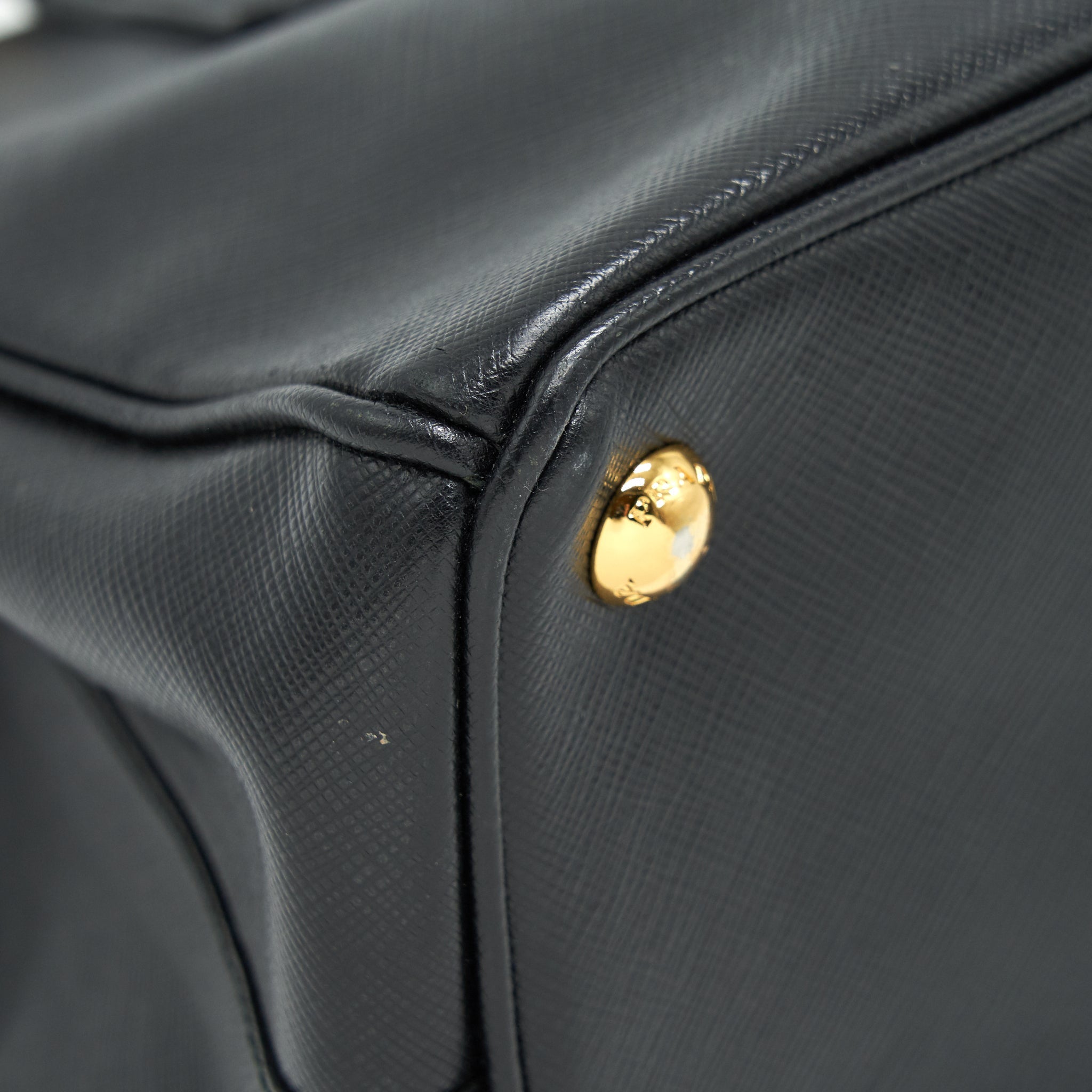 PRADA SAFFIANO TOTE BAG IN BLACK