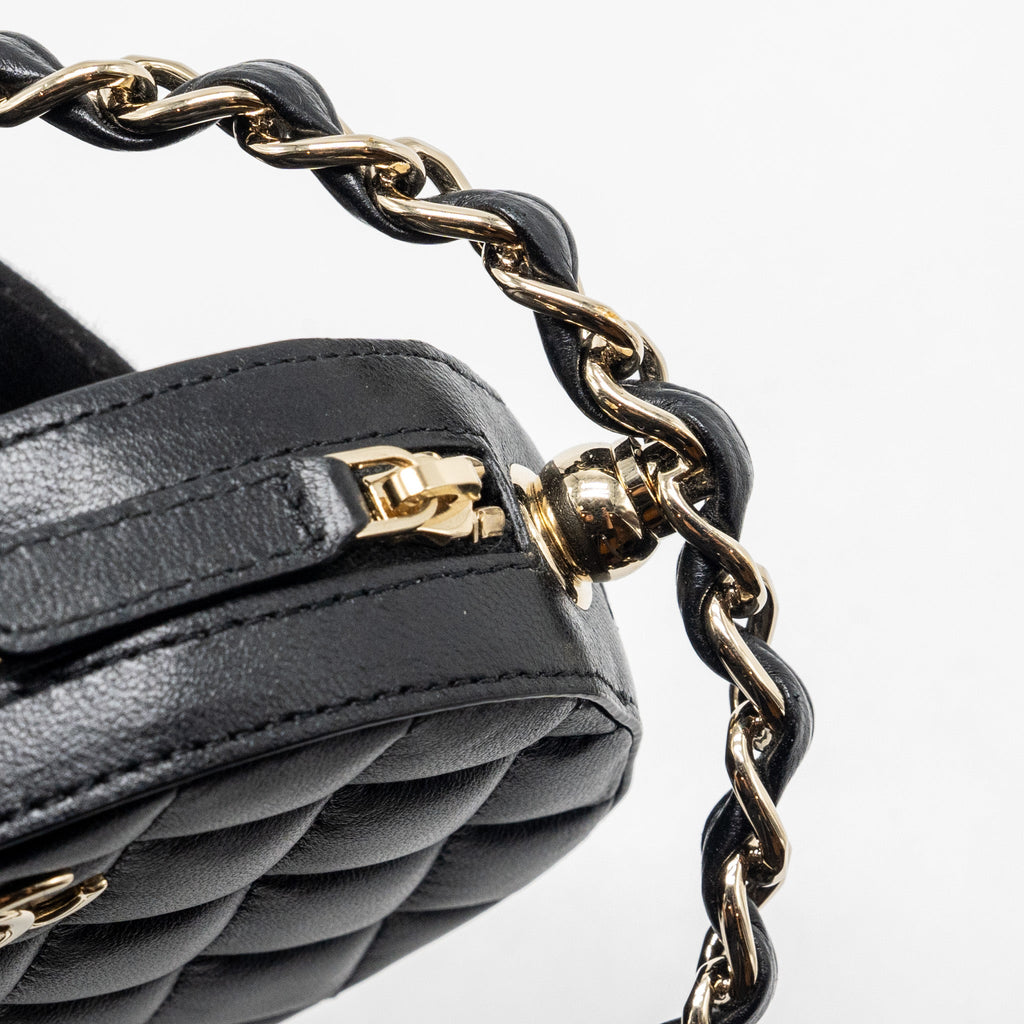 CHANEL 22C QUILTED ROUND CLUTCH WITH CHAIN LAMBSKIN BLACK LGHW