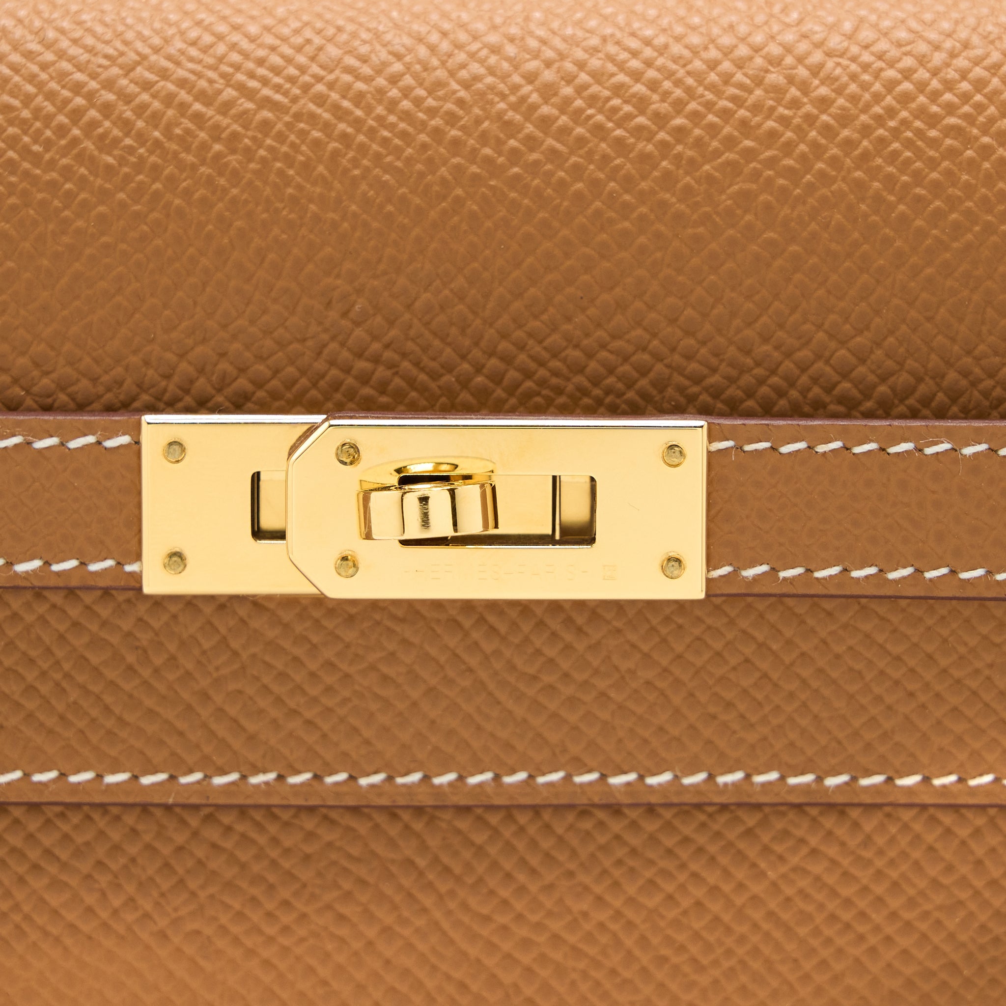 HERMES CLASSIC KELLY TO GO EPSOM GOLD GHW