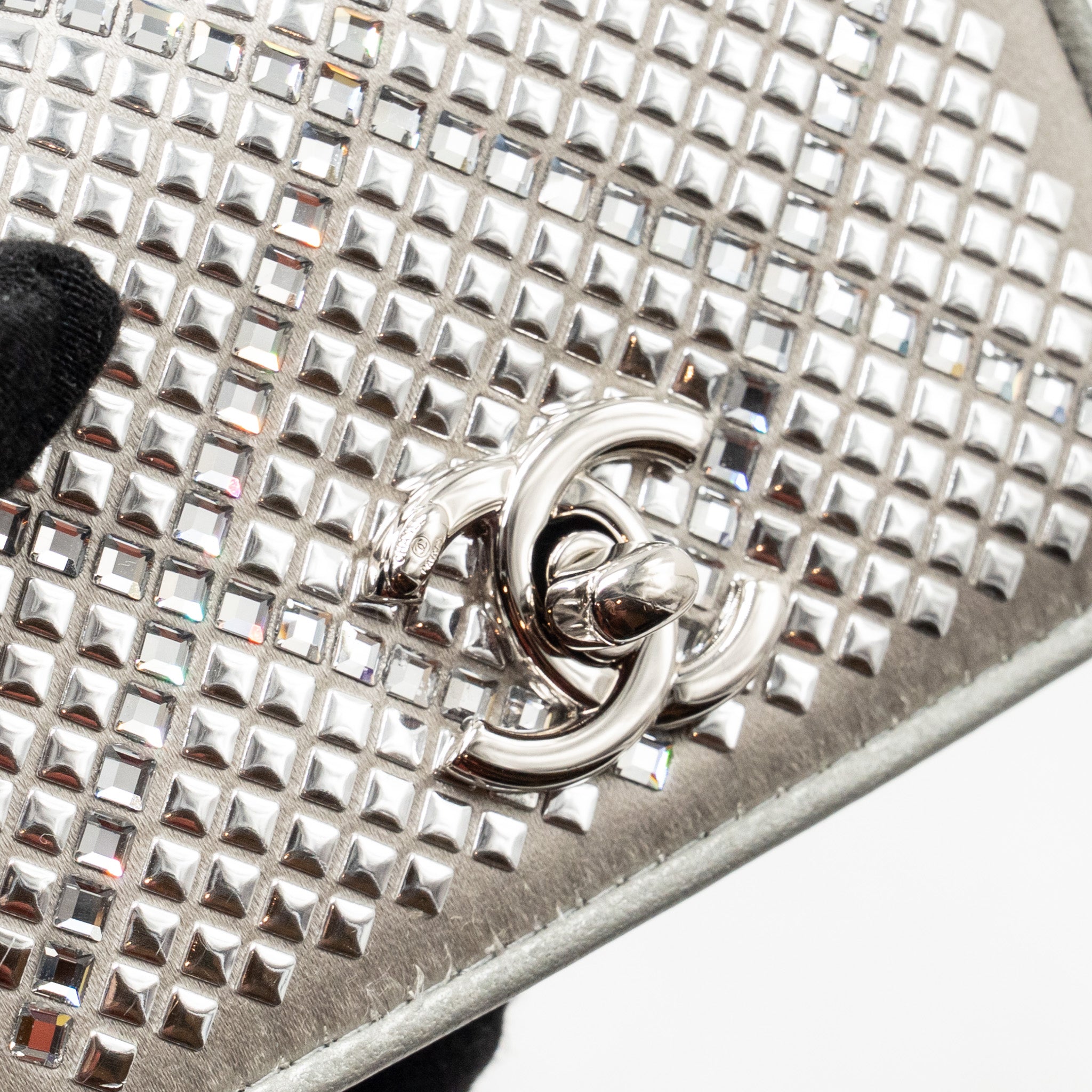 CHANEL 22A MINI STUDDED CHAIN BELT BAG WITH CRYSTAL METALLIC LAMBSKIN SILVER SHW (MICROCHIP)