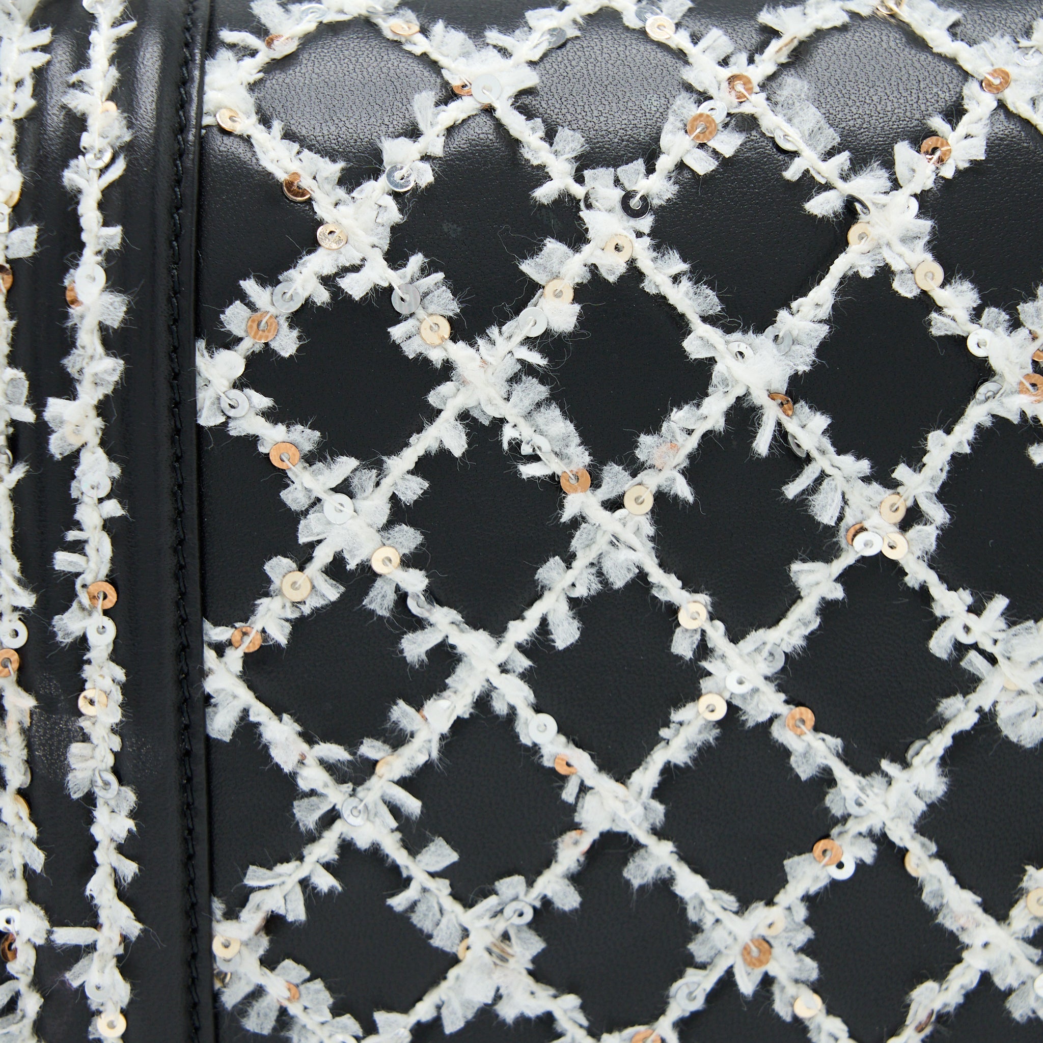 CHANEL MEDIUM BOY BAG LIMITED LAMBSKIN BLACK/WHITE SHW