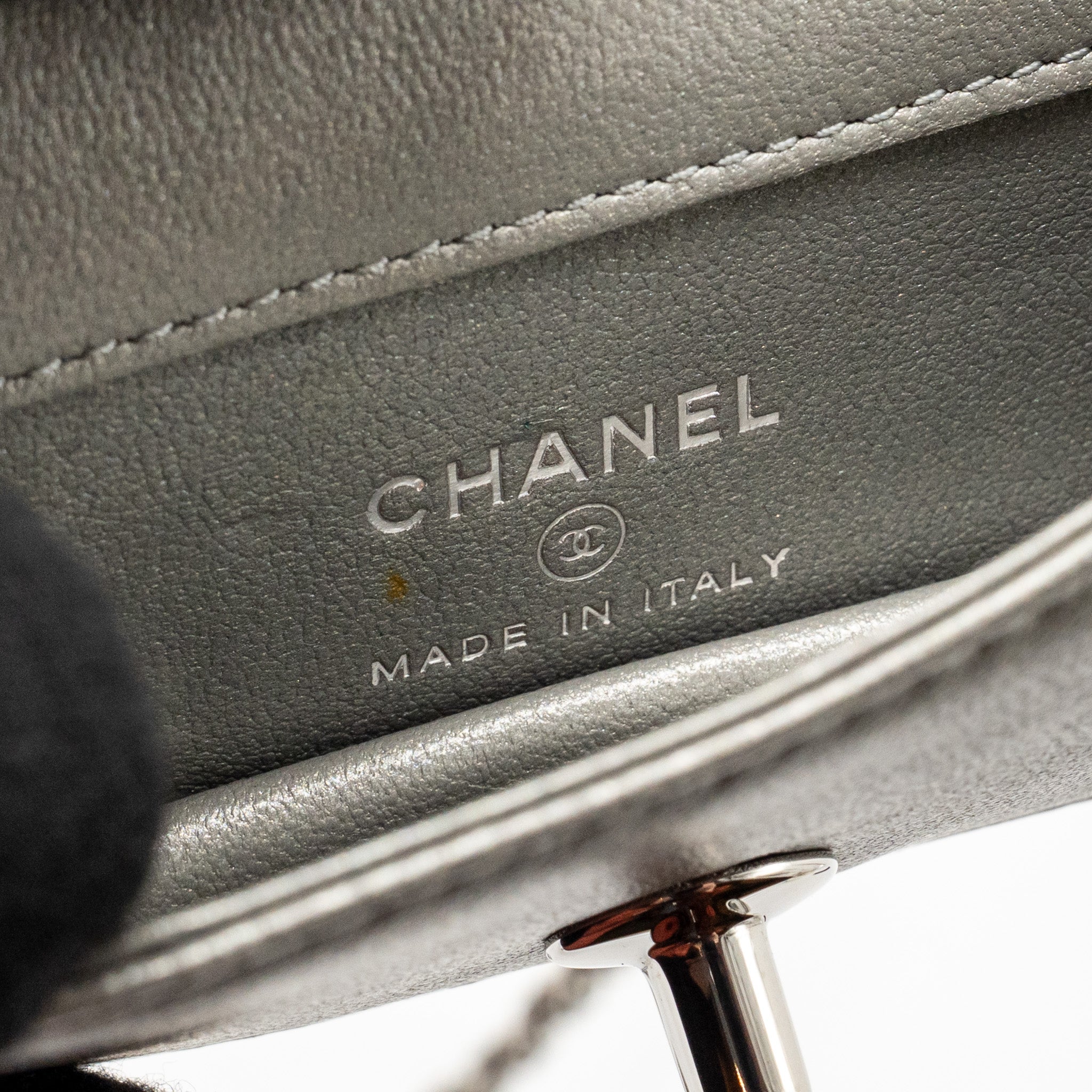 CHANEL 22A MINI STUDDED CHAIN BELT BAG WITH CRYSTAL METALLIC LAMBSKIN SILVER SHW (MICROCHIP)