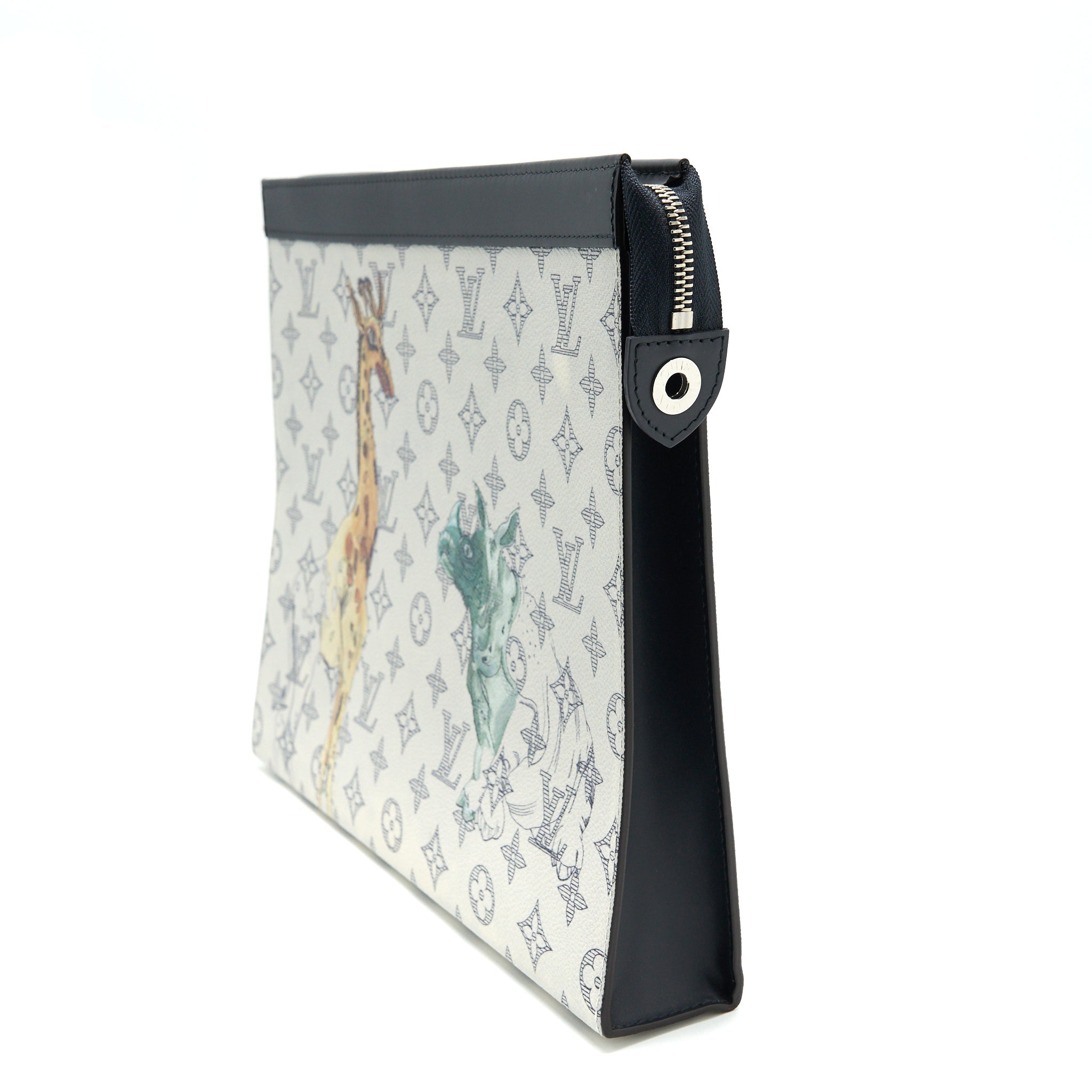 LOUIS VUITTON CHAPMAN POCHETTE VOYAGE GM